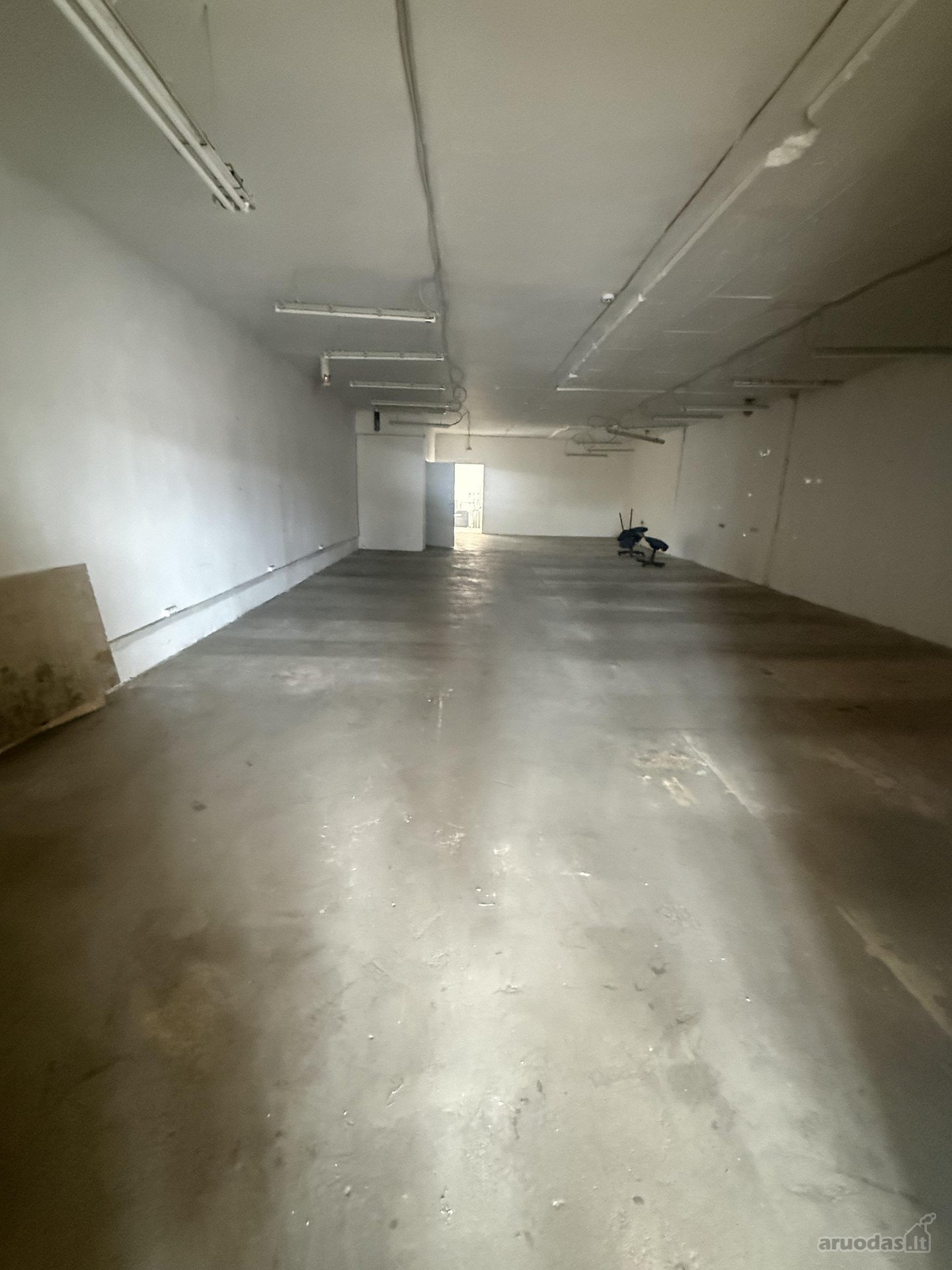 Nuomojamos 140 M² Komercinės Patalpos Kaune –