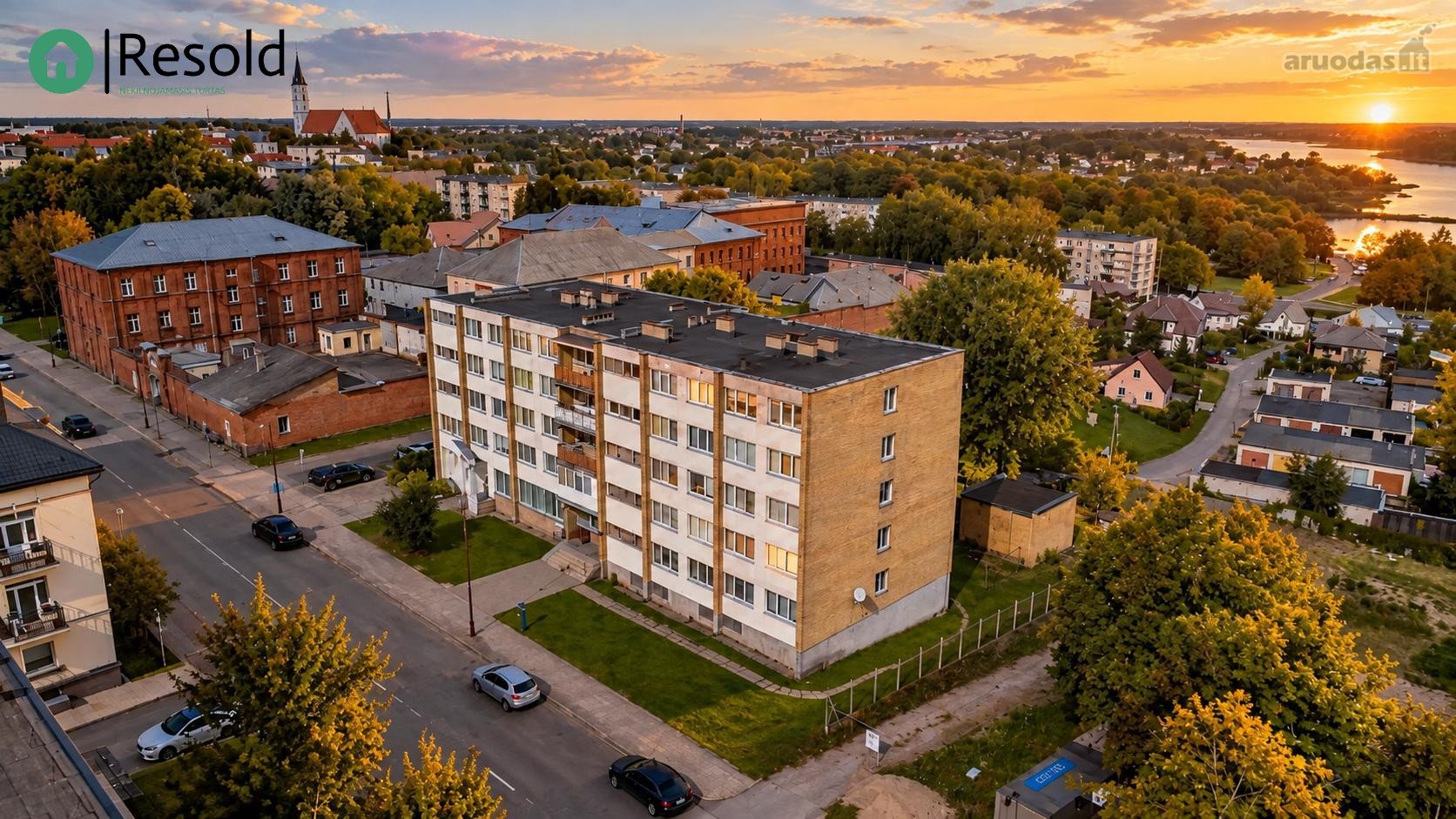 Parduodamas Jaukus 2 Kambarių Butas Šiaulių