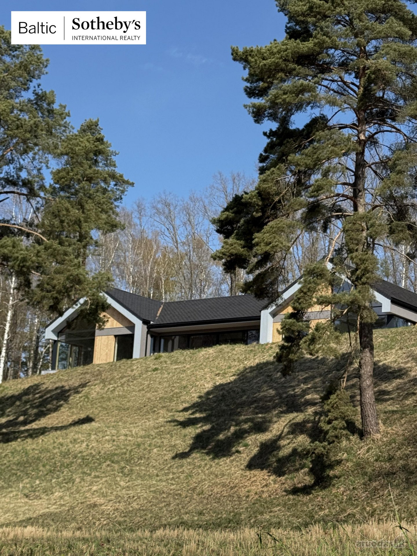 Šimtamečių pušų apsuptyje, uždaroje ir