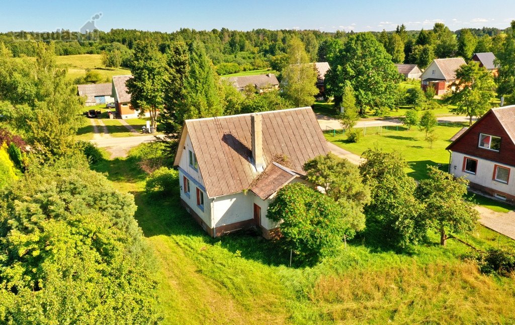 Molėtų rajone, Skudutiškio kaime parduodamas