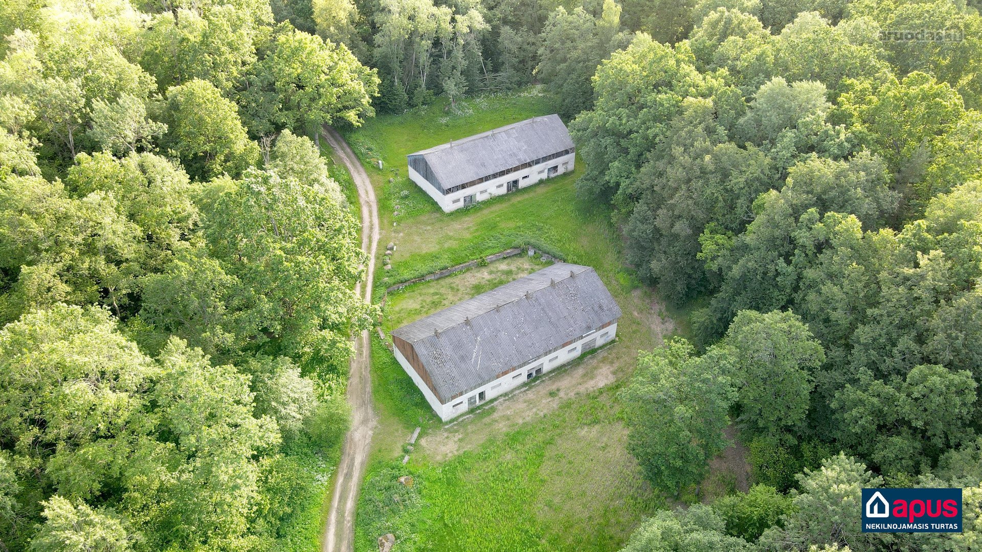 Parduodamai Pastatai Su Sklypu 
