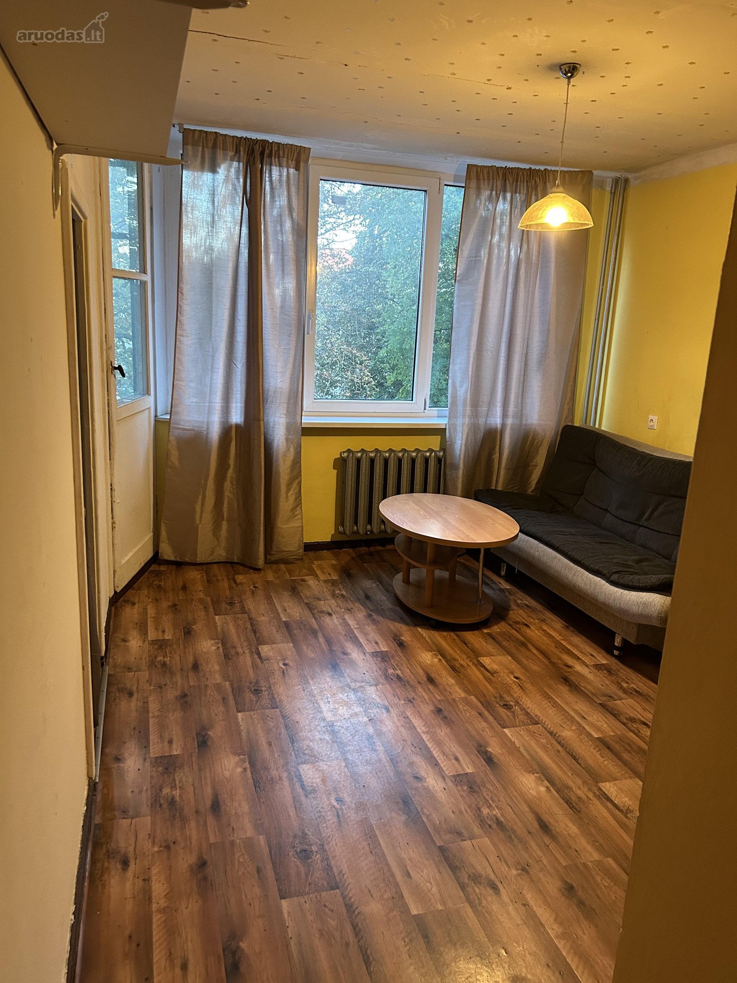 Gera vieta,nedideli mokesciai su balkonu