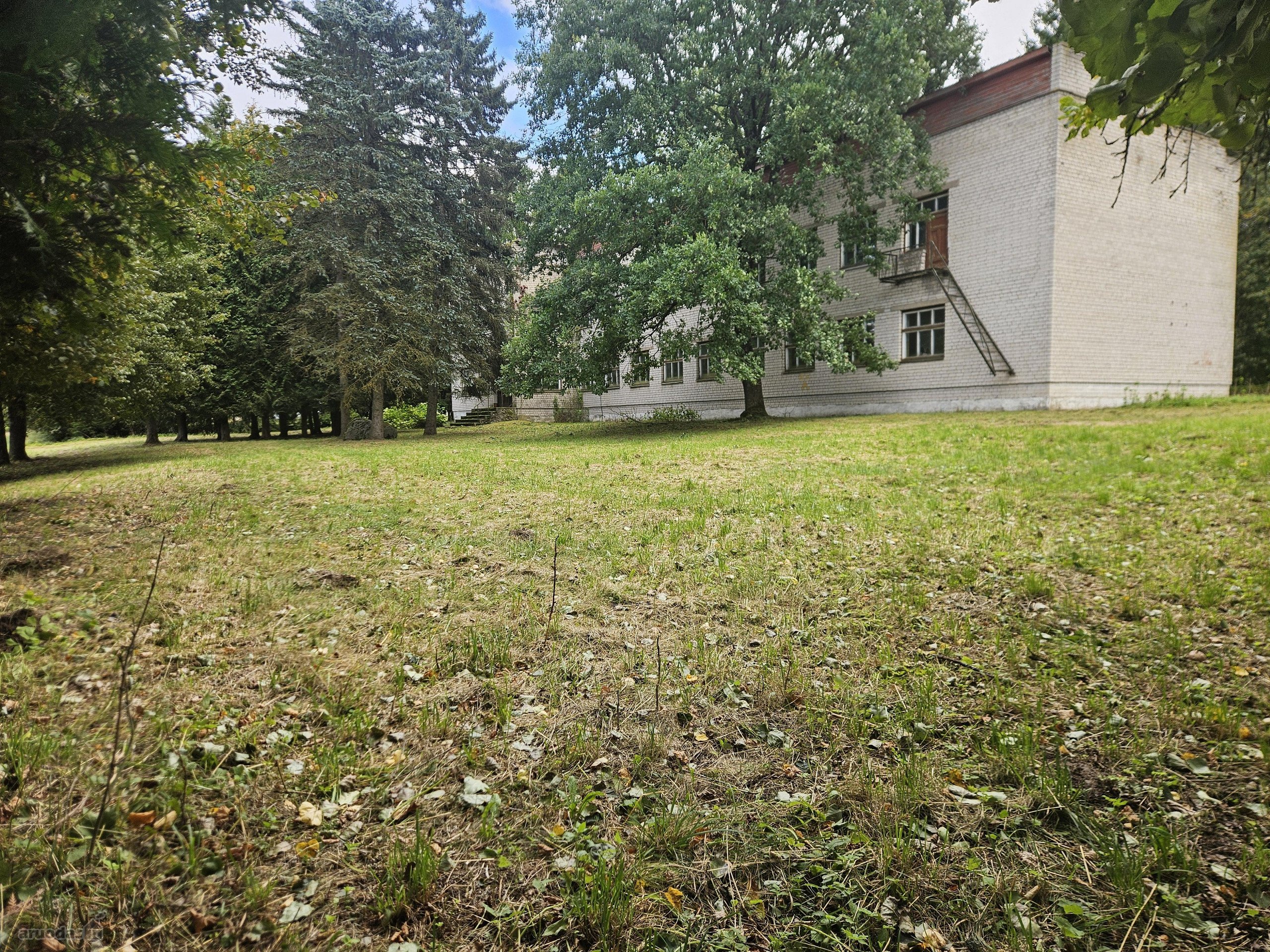 Parduodamas buvusios mokyklos pastatas, 700m2