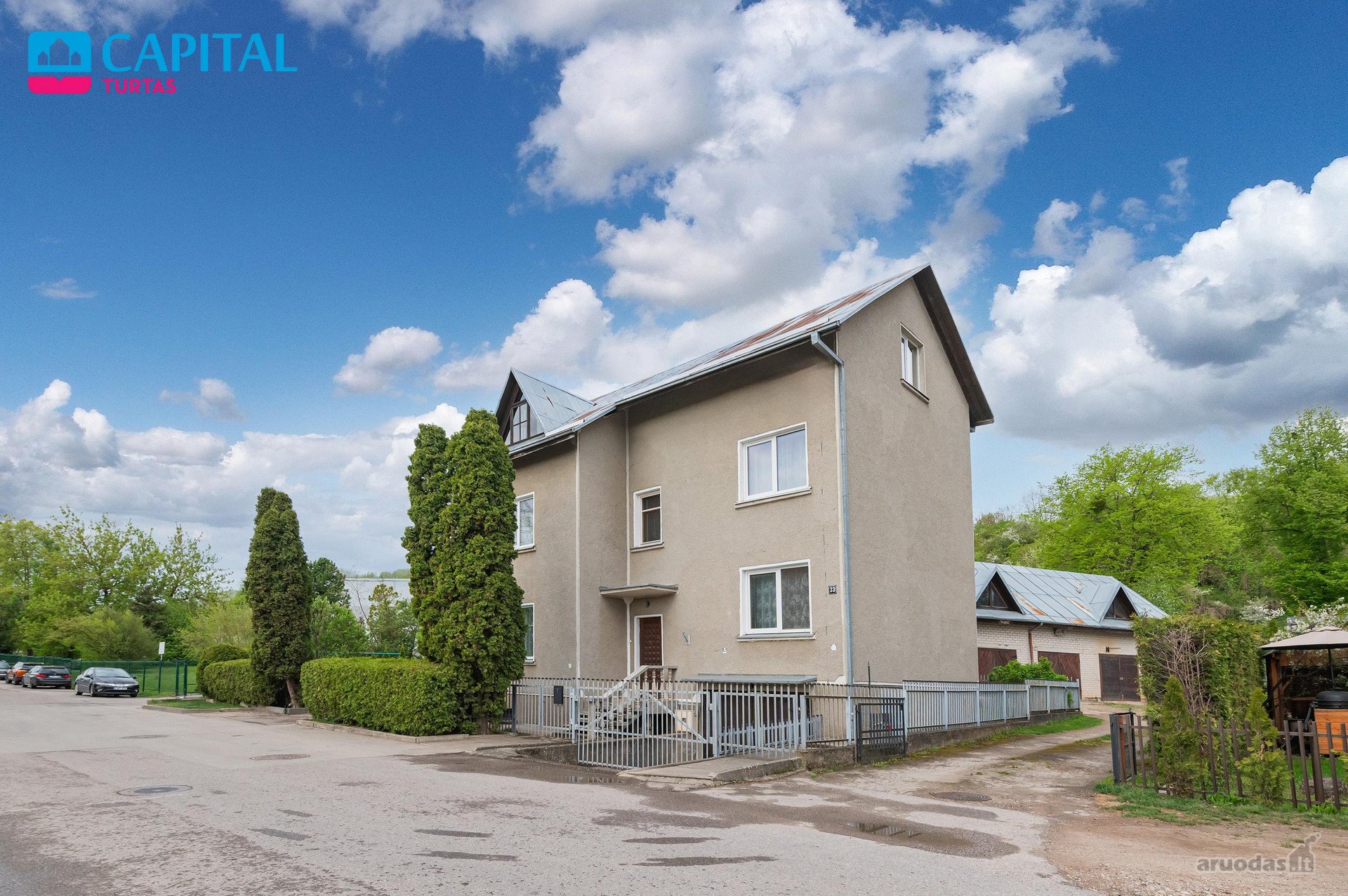 Parduodamas Erdvus 389 Kv.m. Namas Kaune,