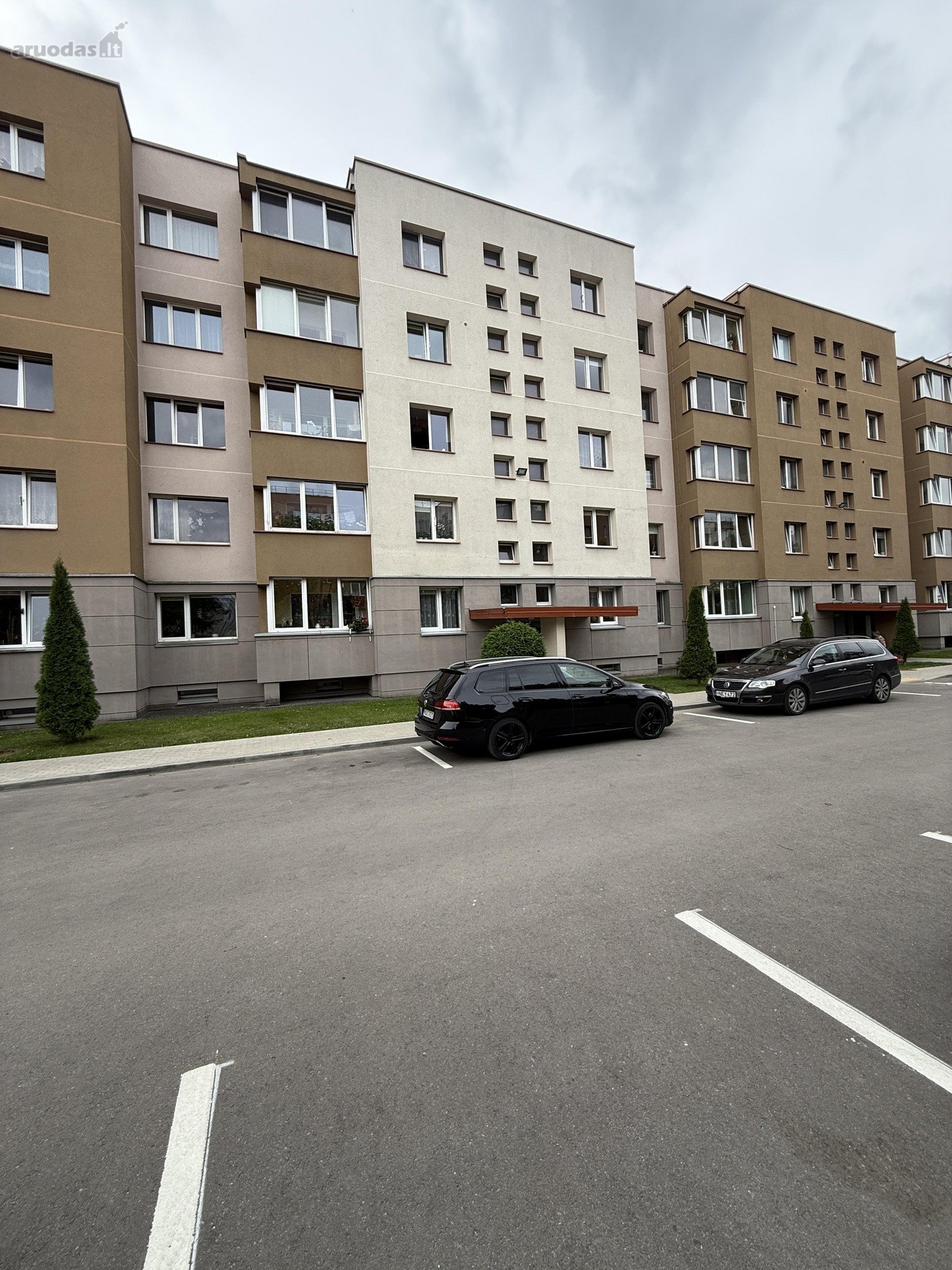 Parduodamas dvieju kambariu butas Pivonijos