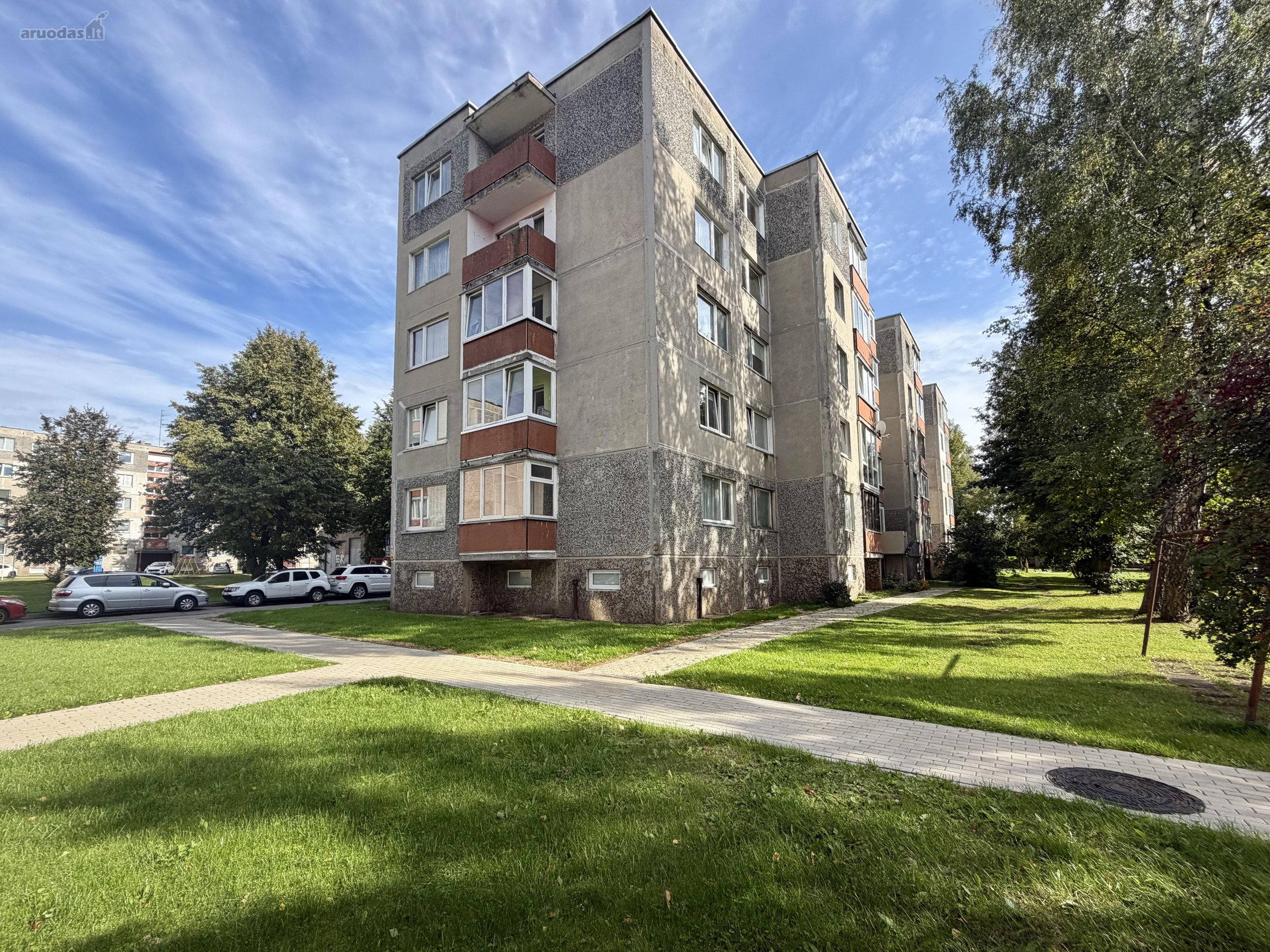 Parduodamas Šviesus, Tvarkingas 2 – Jų