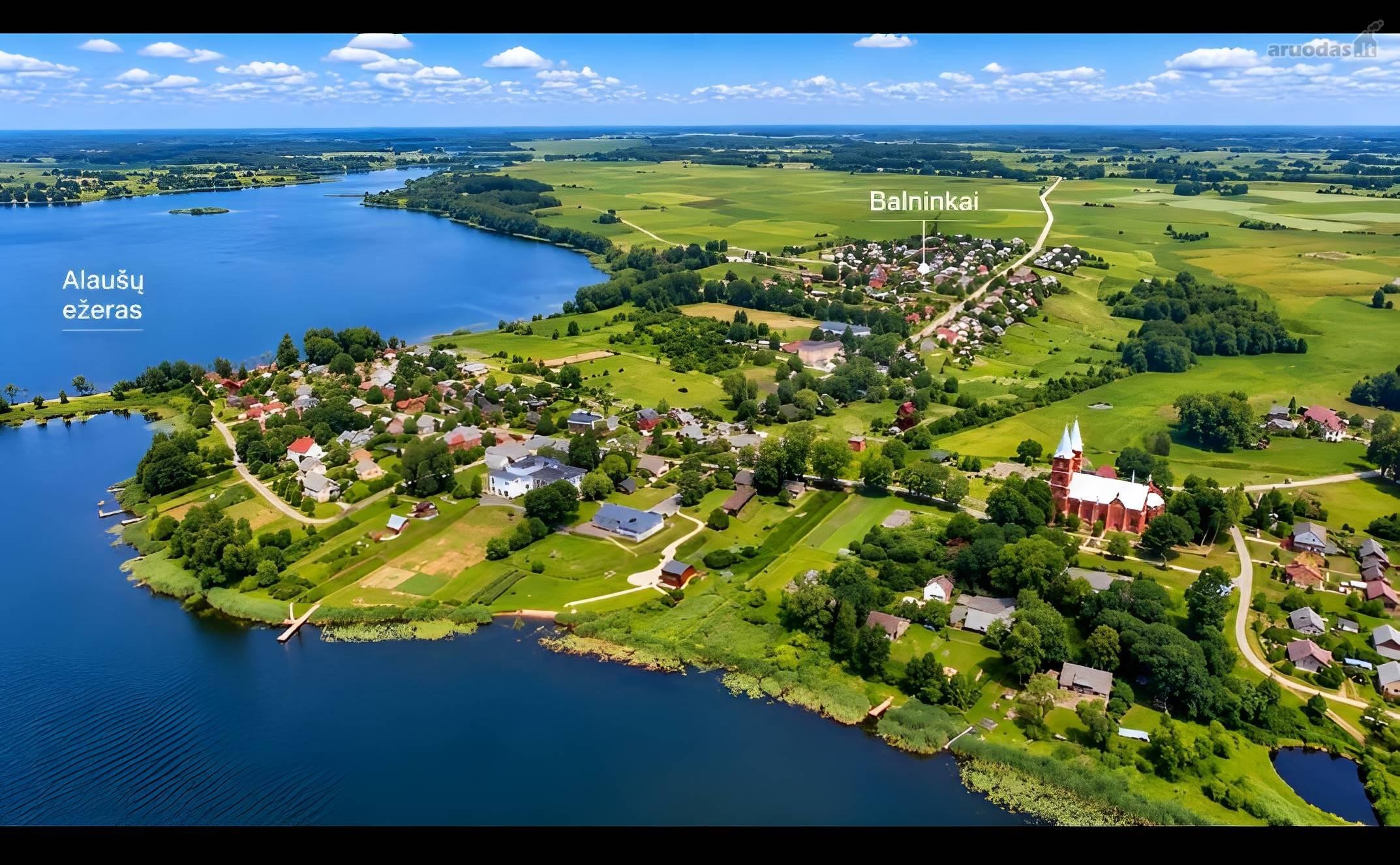 Parduodamas 18 arų sklypas su atskiru 1,68
