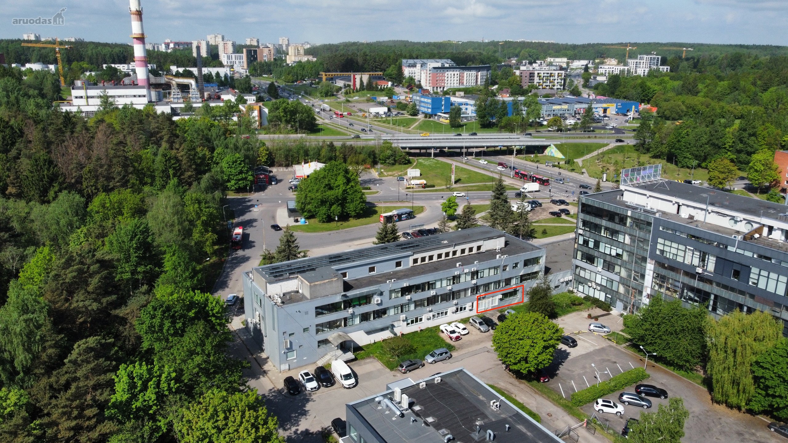 Parduodamos 100 m² patalpos 1 aukšte,