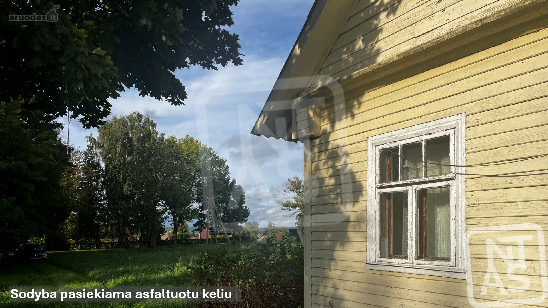 Patogiai Greitkeliu Pasiekiama, Tvenkinio