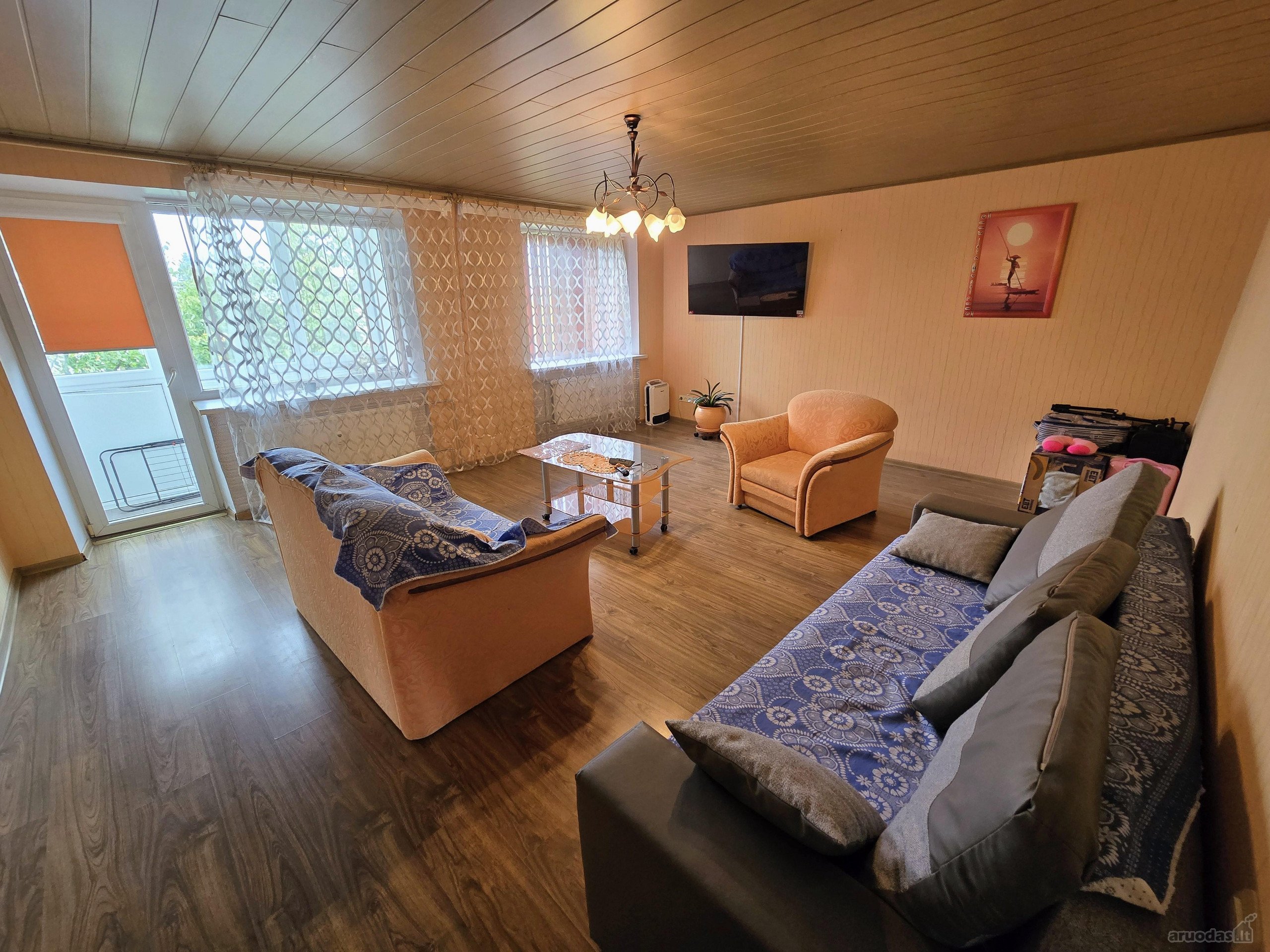 3 Kambarių 68 M² Butas Mažeikiuose –