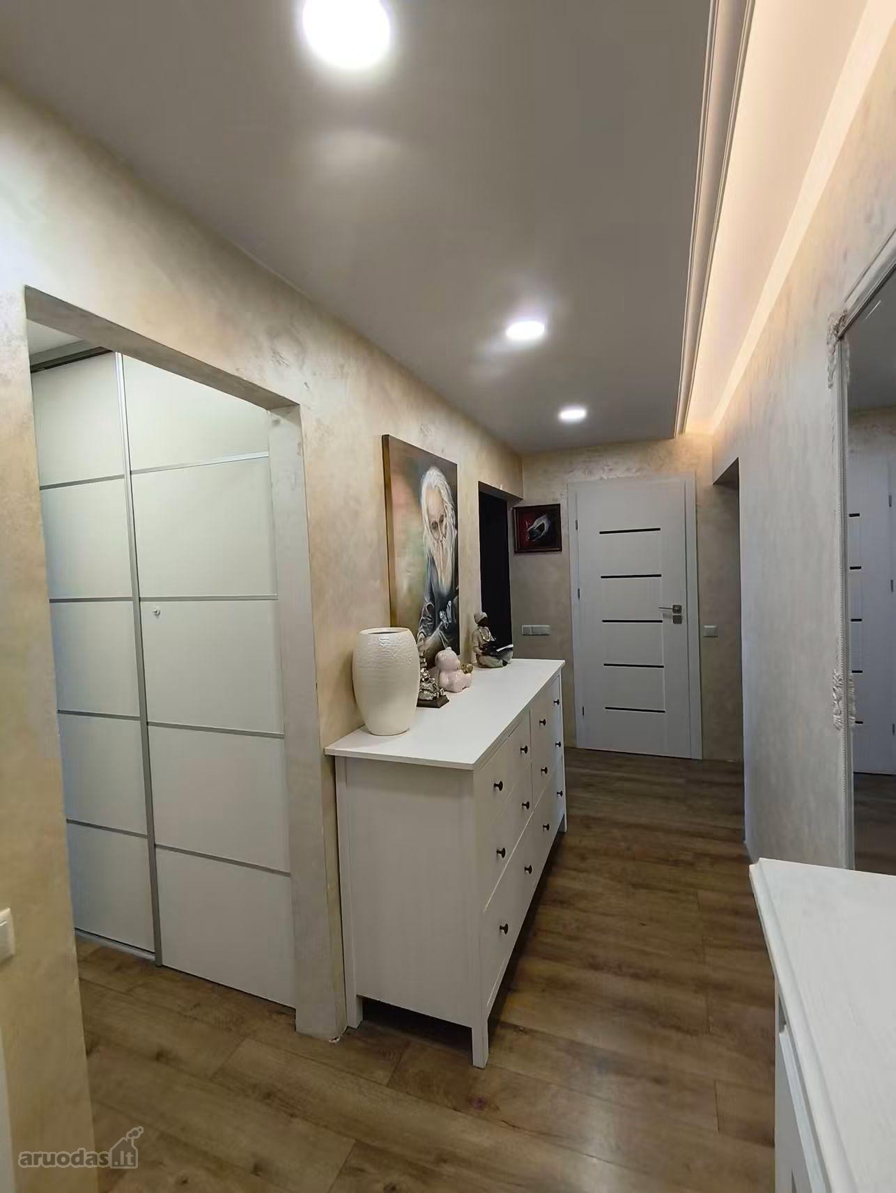 Parduodamas 47 m², 2 kambarių butas Mažeikių