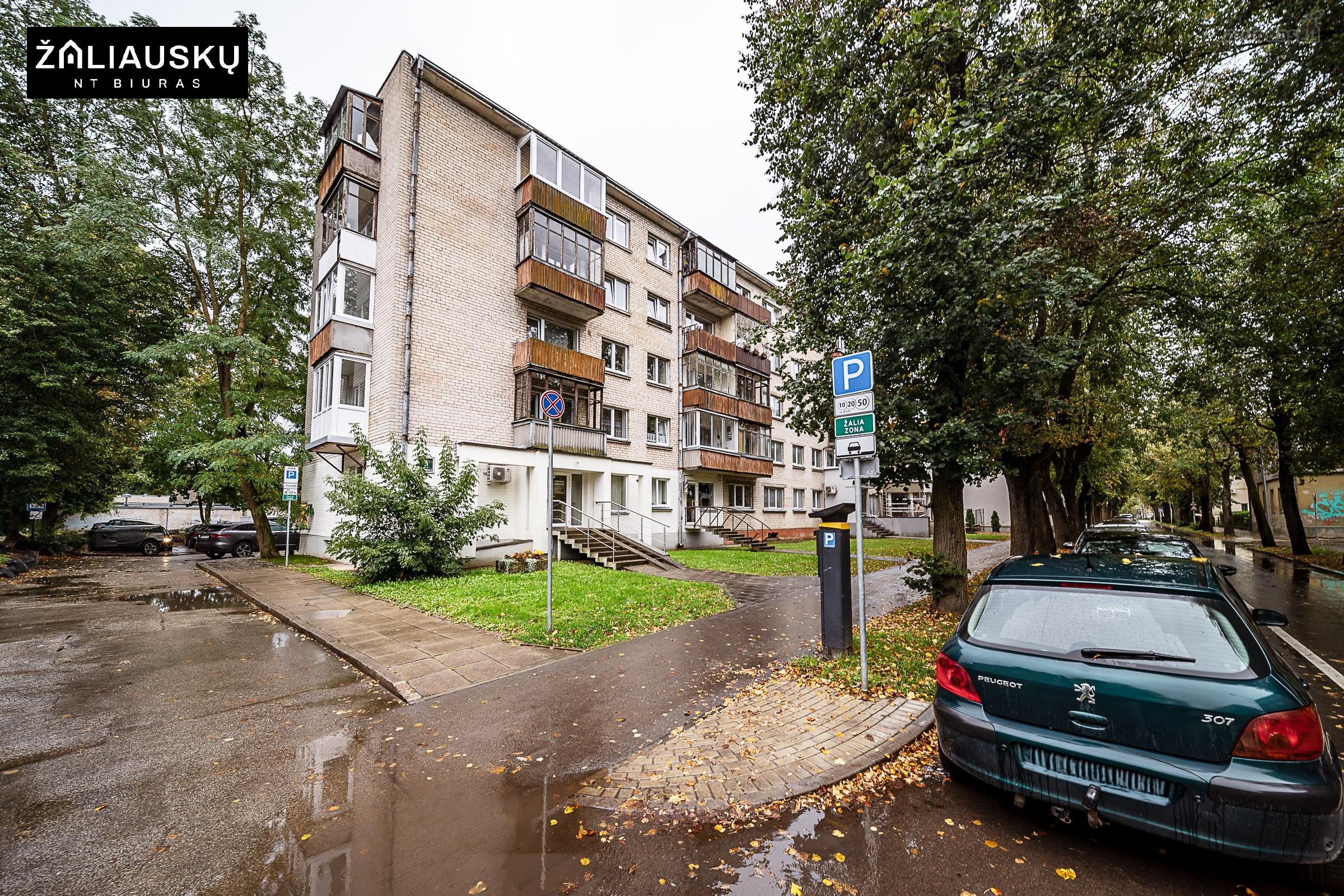 Parduodamas Butas Šiaulių Miesto Centre,