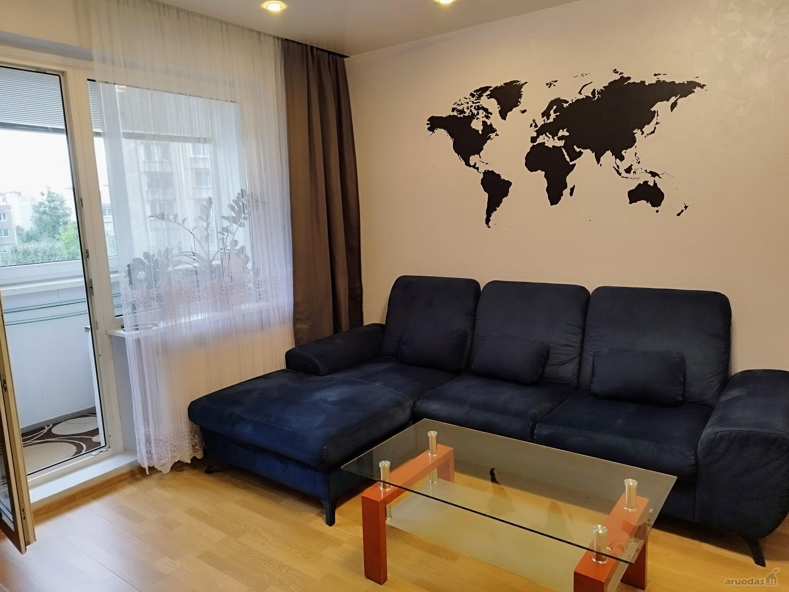 Parduodamas jaukus ir šviesus butas Kaune,