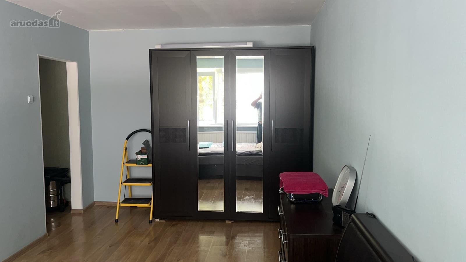 Parduodamas suremontuotas butas. Istiklintas