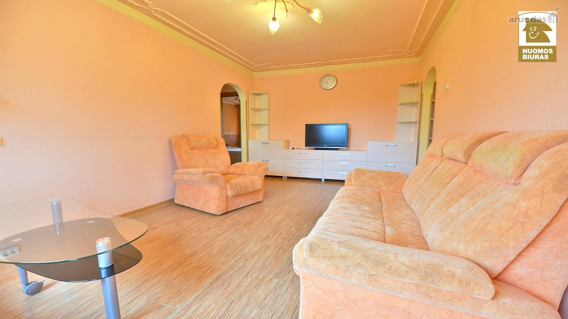 Viršuliškėse Išnuomojamas Šviesus 3 Kambarių