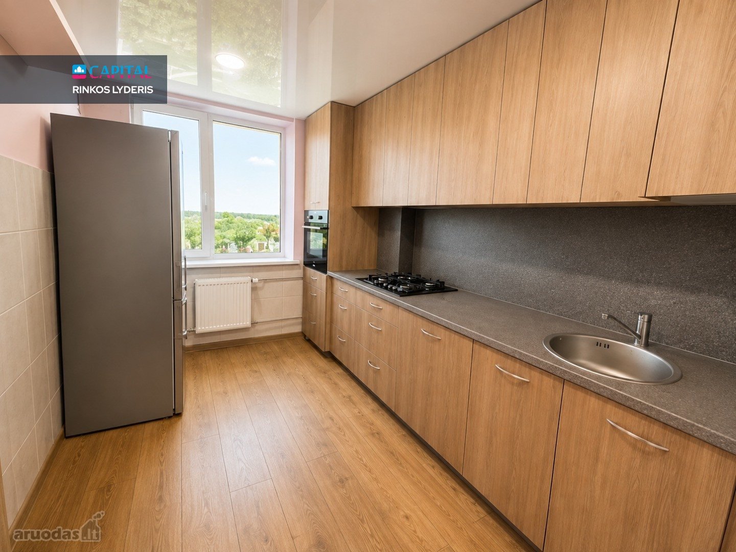 Parduodamas 3 kambarių butas renovuotame name