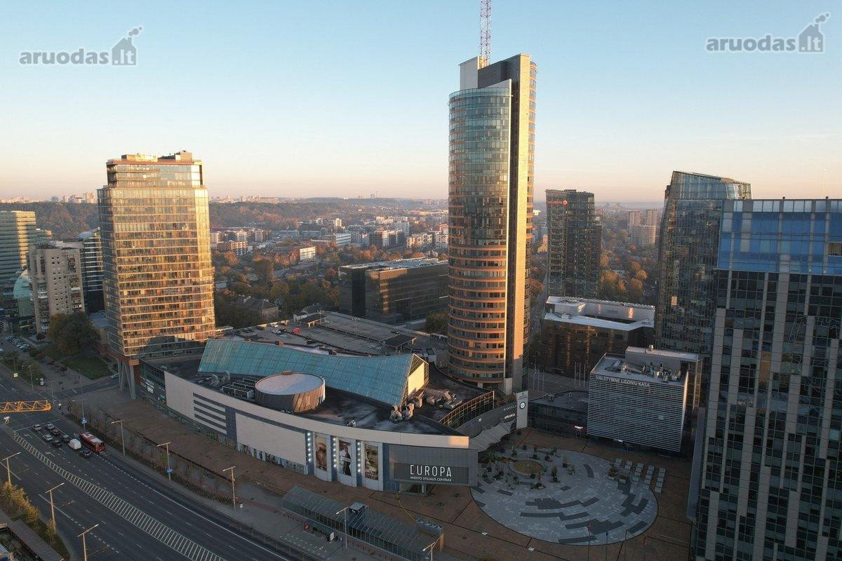 Nuomojamos biuro patalpos verslo centre "Europa".