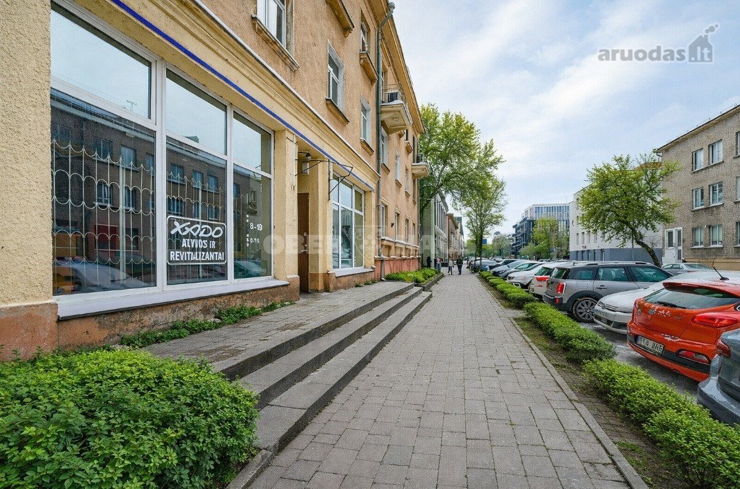 Parduodamos komercinės 175m² ploto patalpos