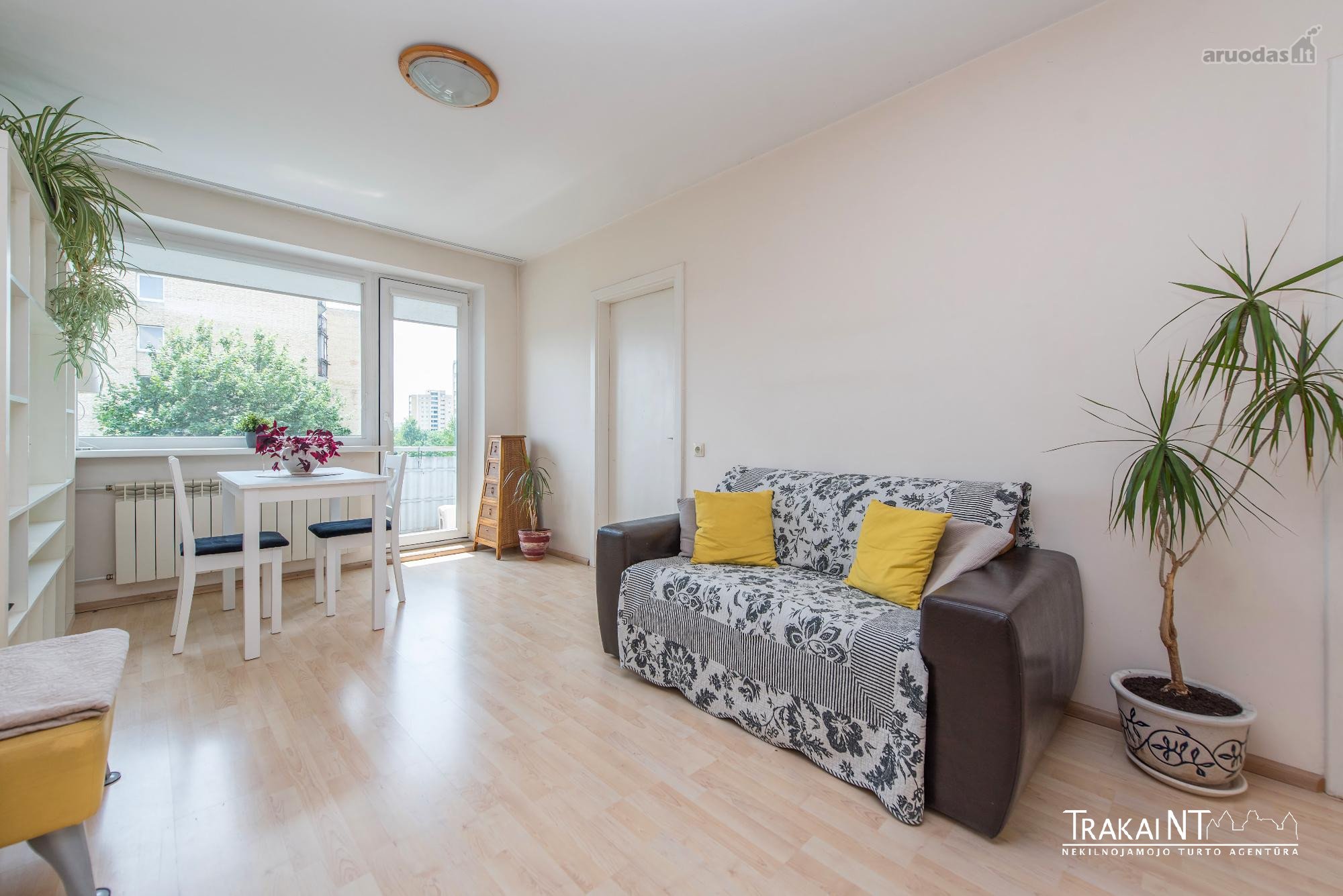 Išnuomojamas 3 Kambarių 50,26 m² Butas