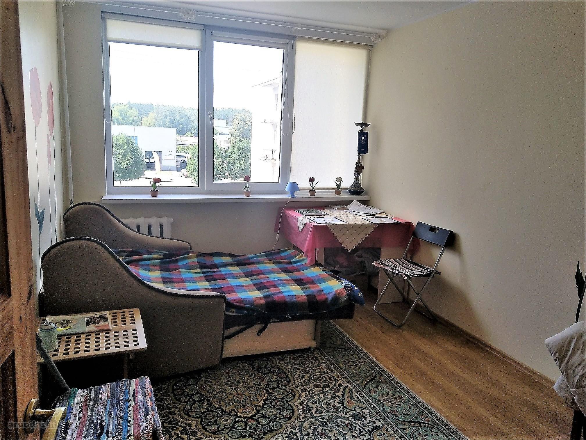 Išnuomojamas vienas kambarys bendrabutyje