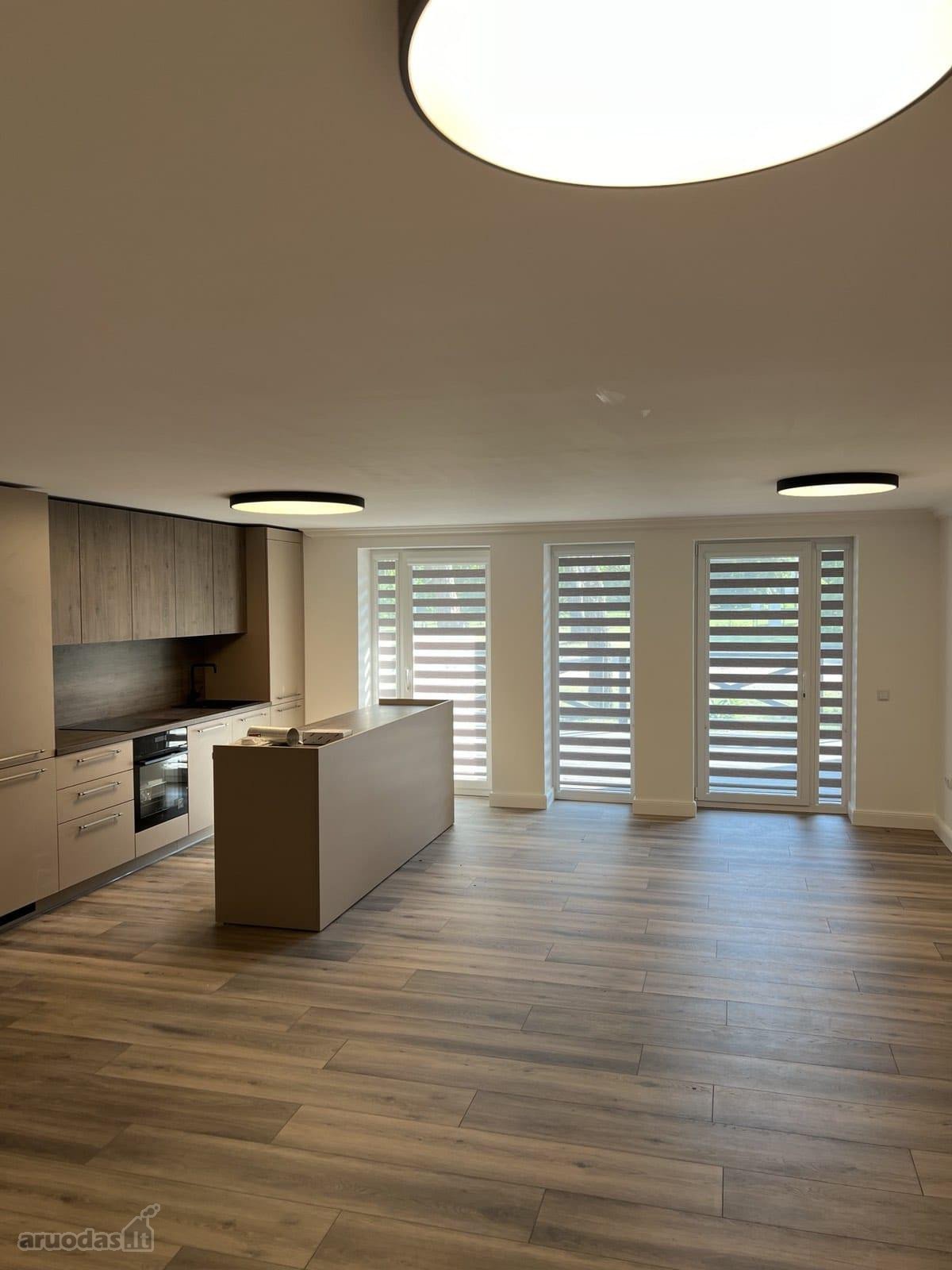 Parduodami Butai Ir Apartamentai Giruliuose,