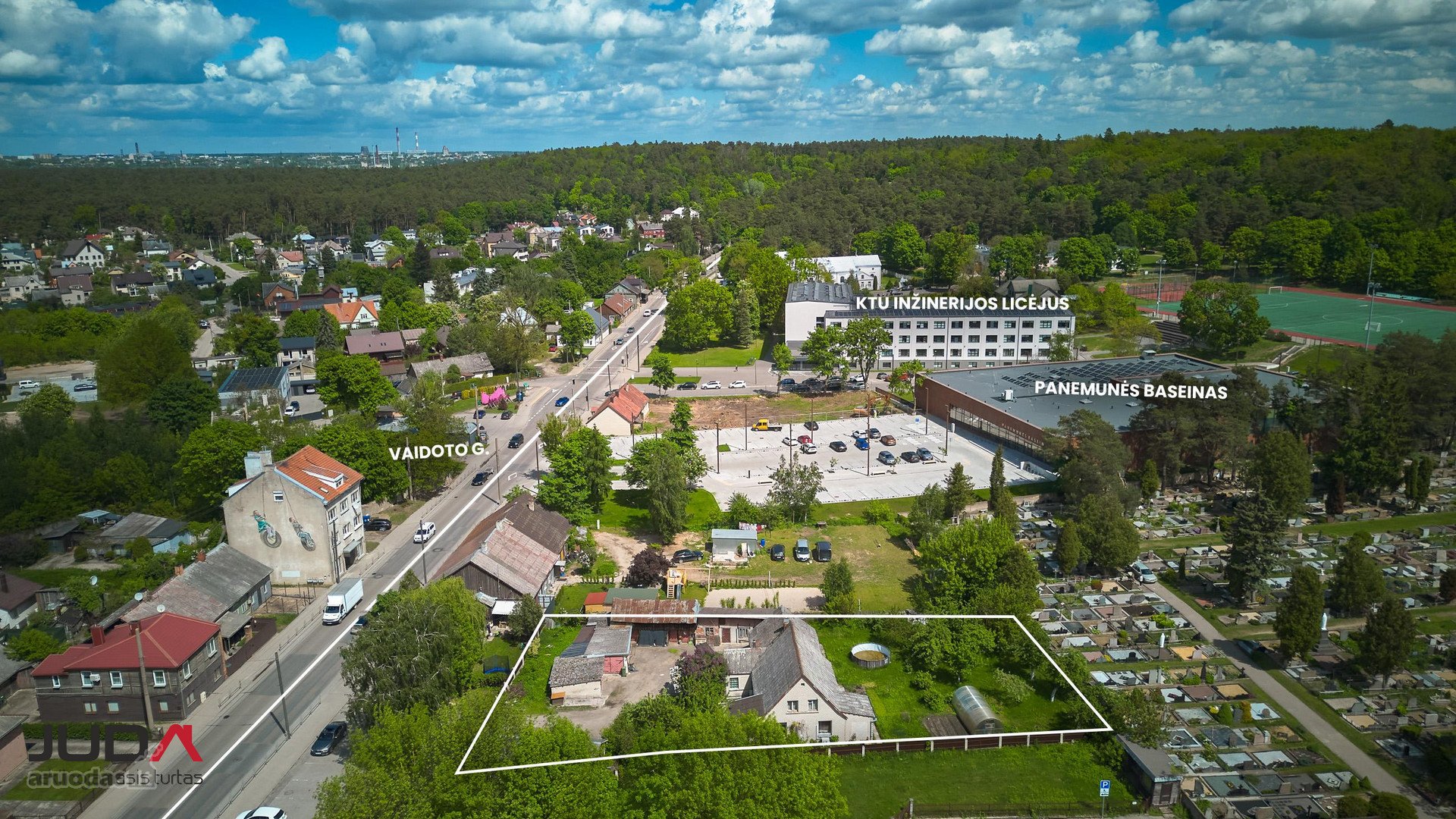 Parduodamas pirmoje linijoje, srautinėje
