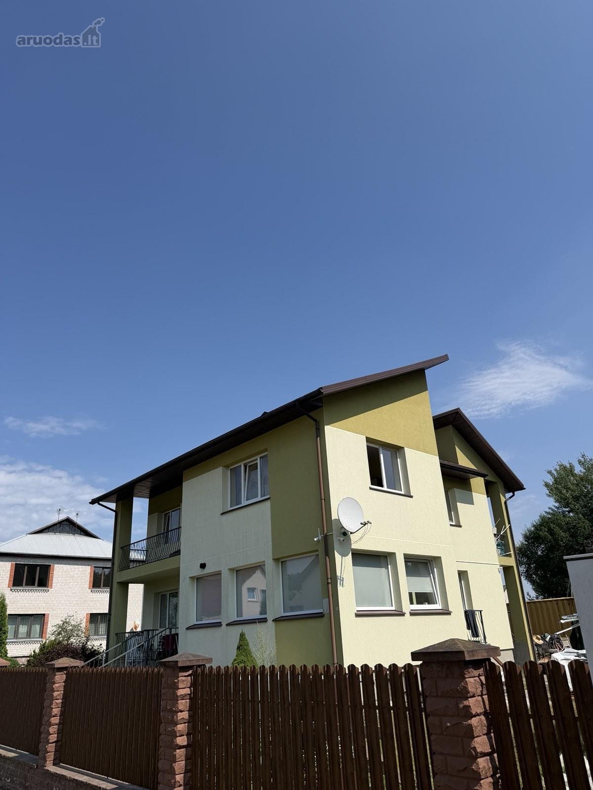 Parduodamas erdvus, gyvenamas dviejų