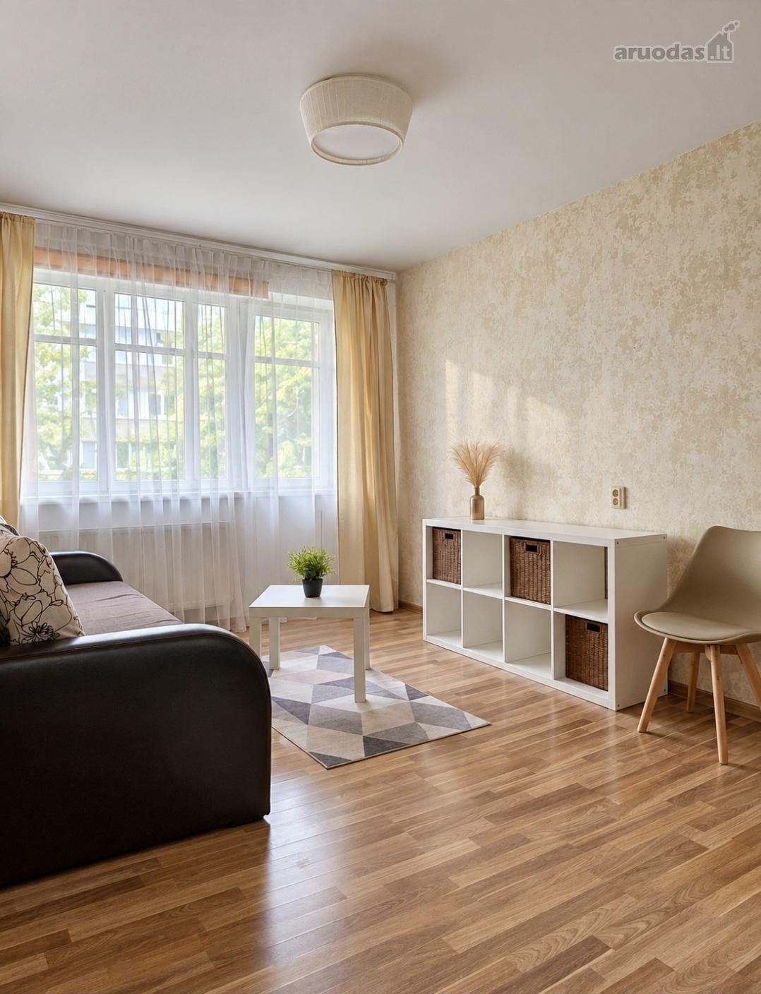 Šviesus, saulėtas ir šiltas 2 kambarių butas