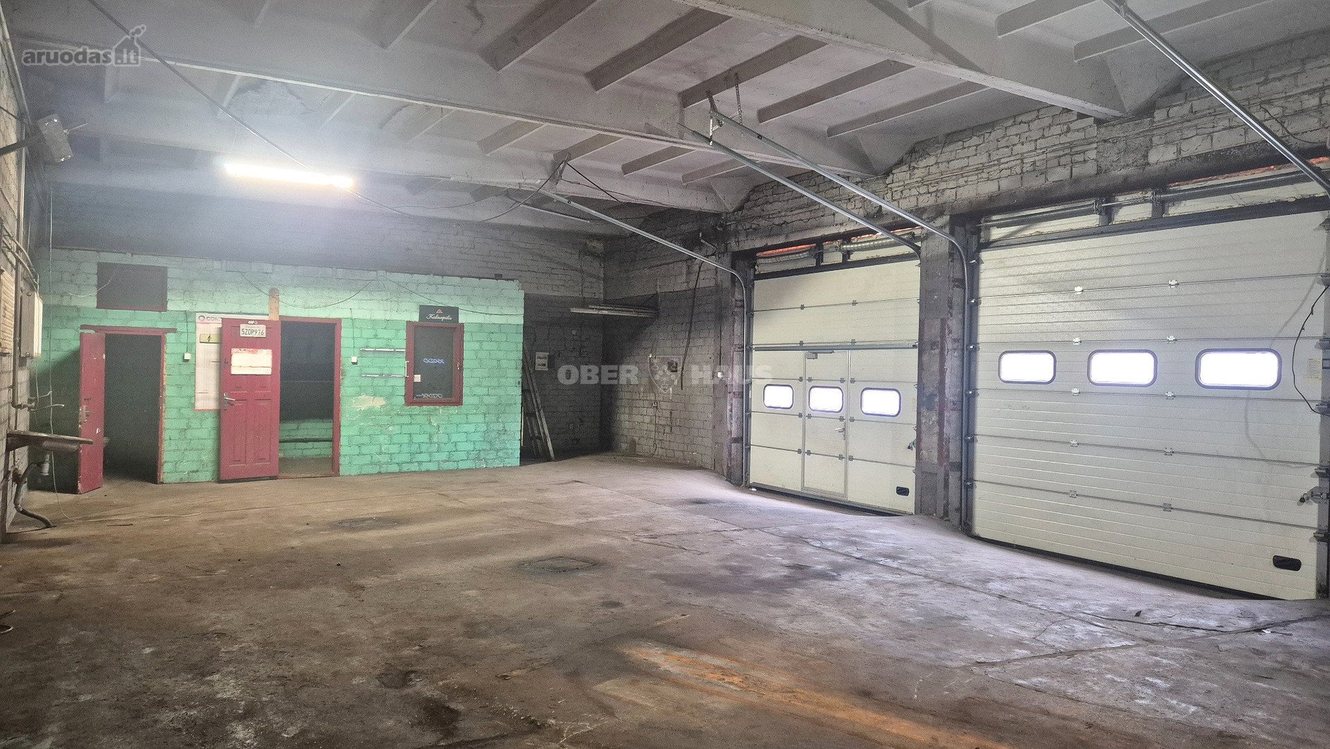 Nuomojamos 132,91 M² Autoserviso Ar Gamybinės