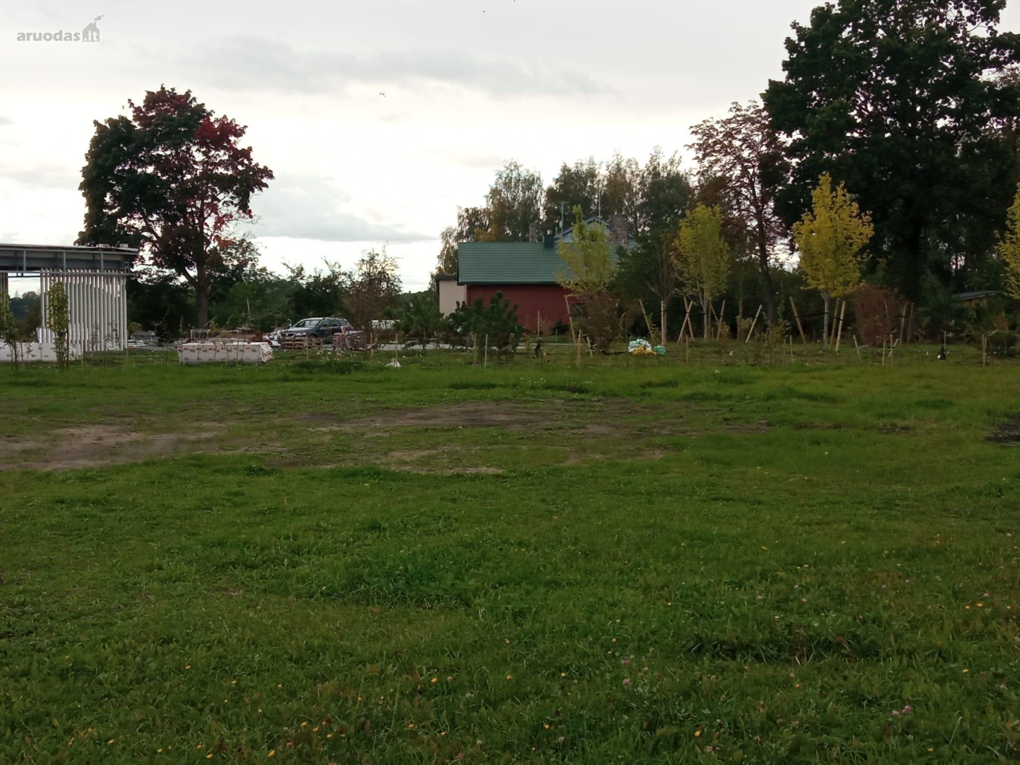 Parduodamas Žemės Sklypas