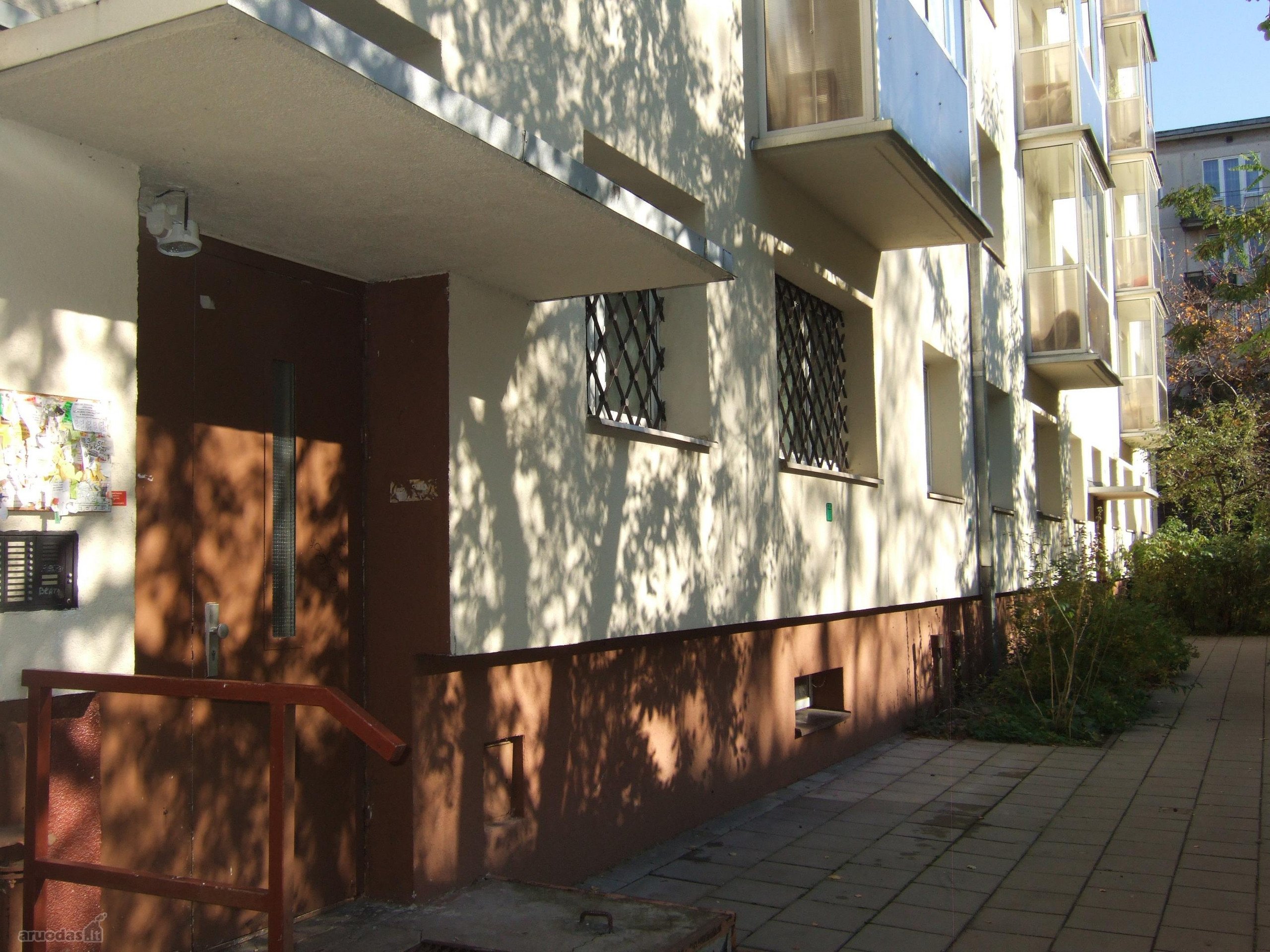 Išnuomoju vieno kambario butą Antakalnyje,