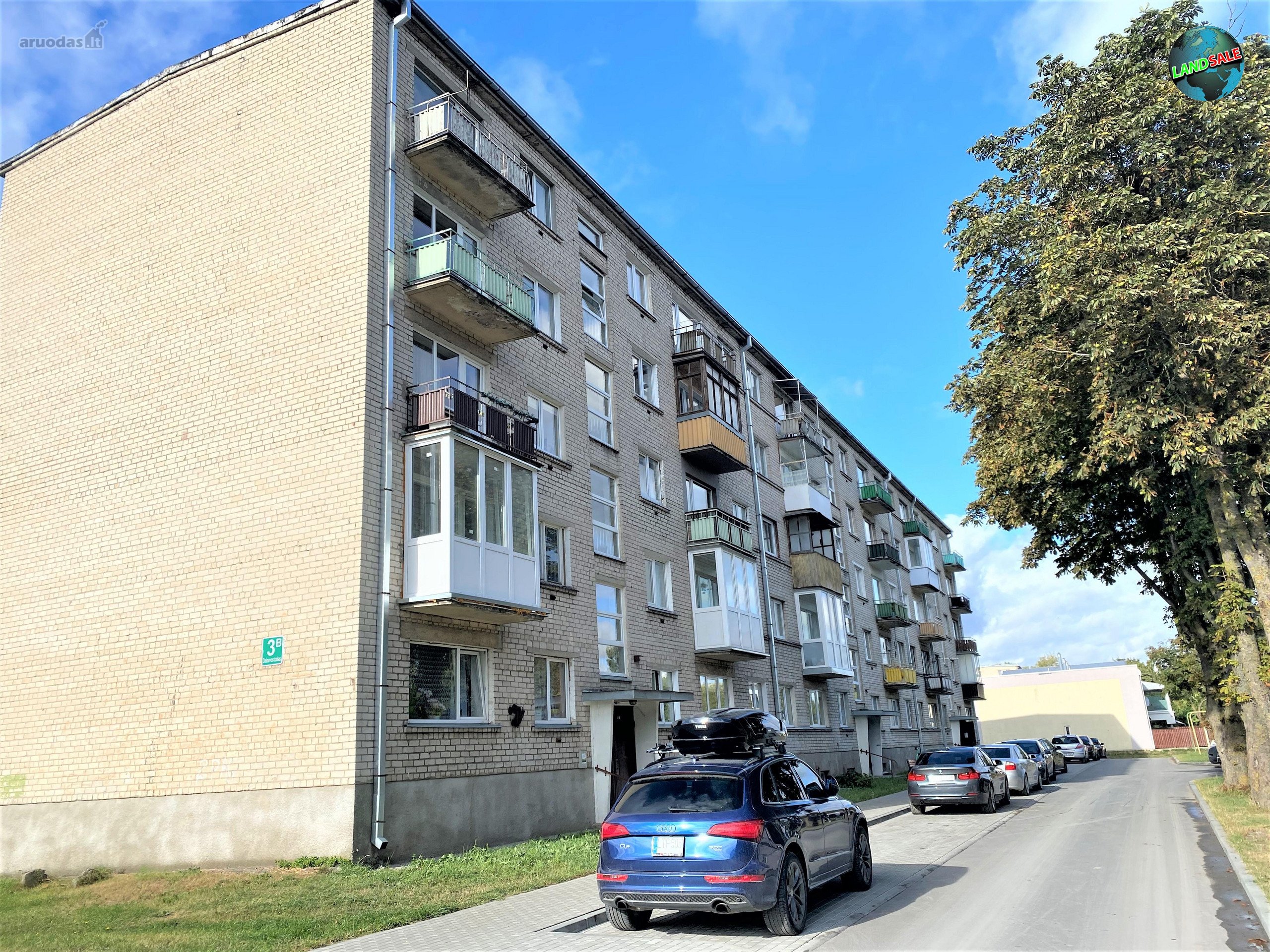 Parduodamas šviesus 1 kambario butas centre