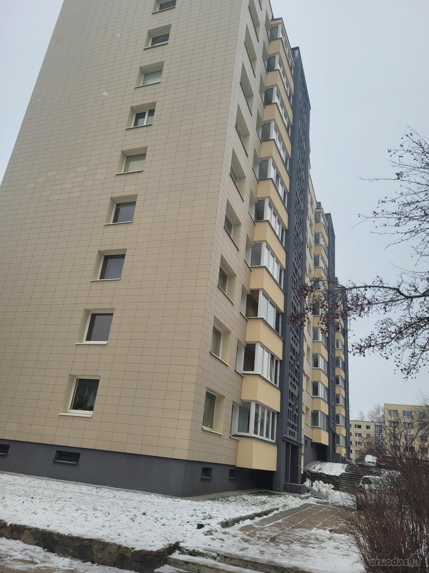 Parduodamas 3 kambarių butas Žirmūnuose,