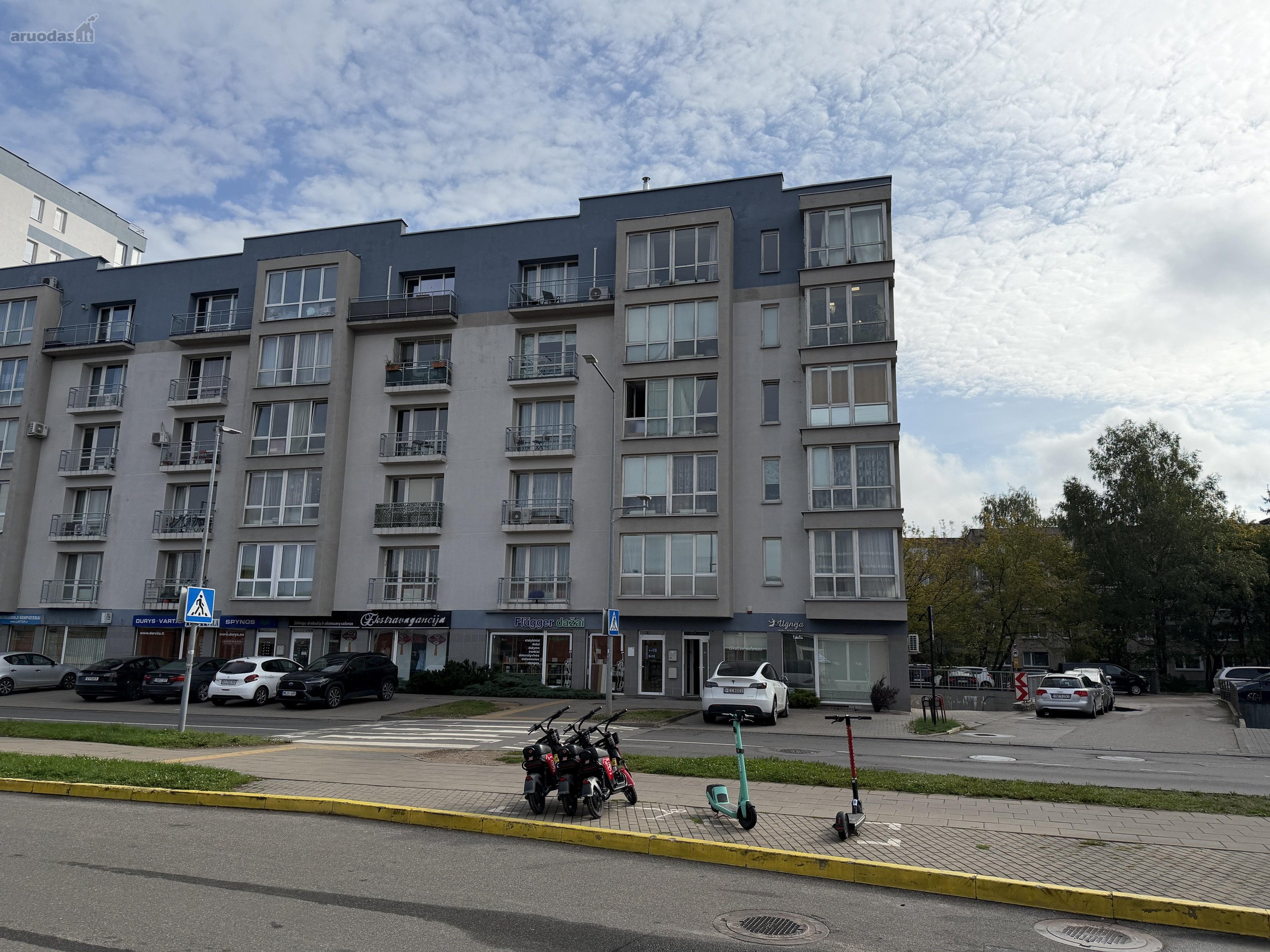 Parduodamas erdvus 34,86 m² garažas Šiaurės