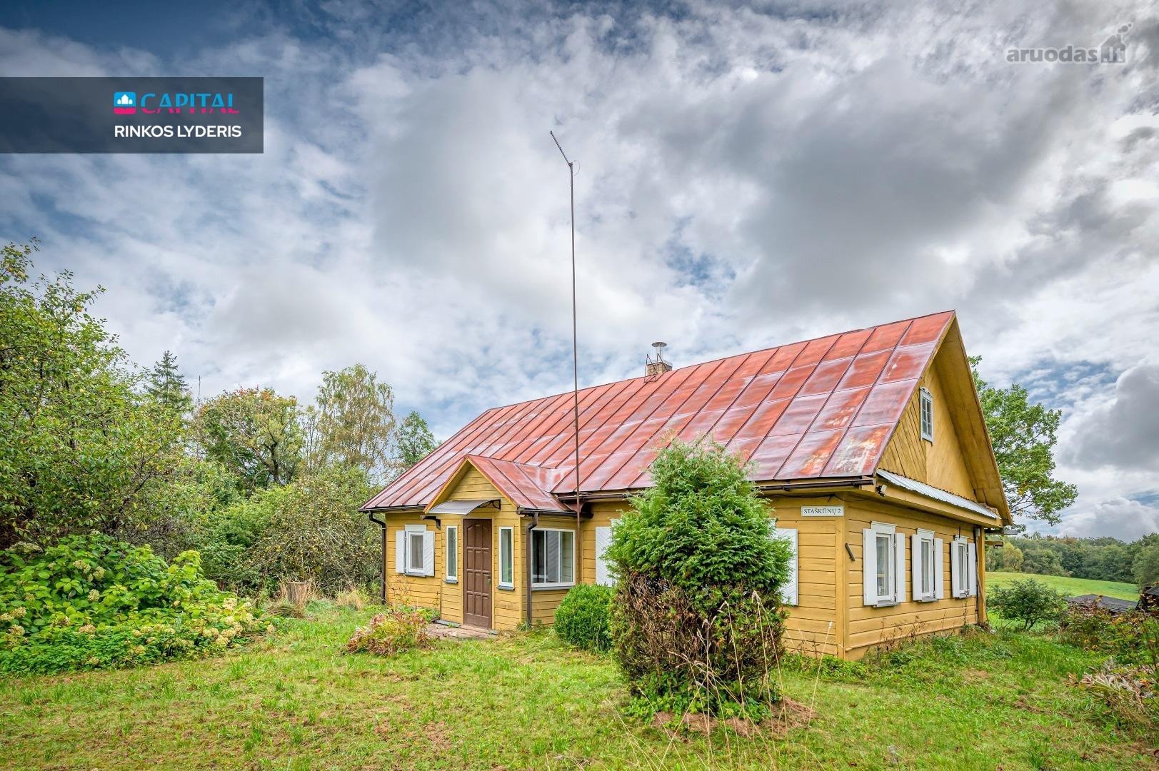 Sodyba Su Beveik 10 Ha Žemės Molėtų Rajone –