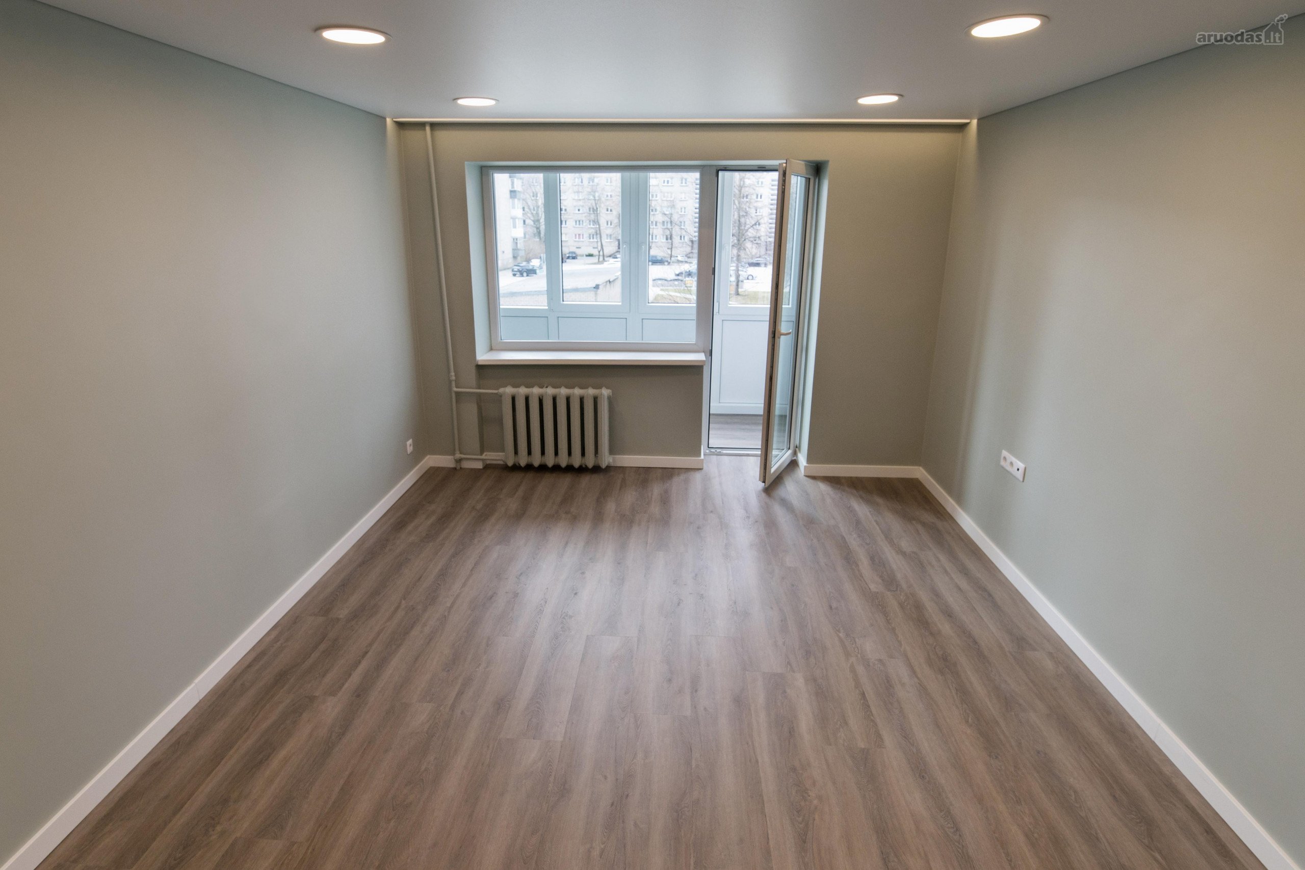 Kapitaliai suremontuotas 3 kambarių butas