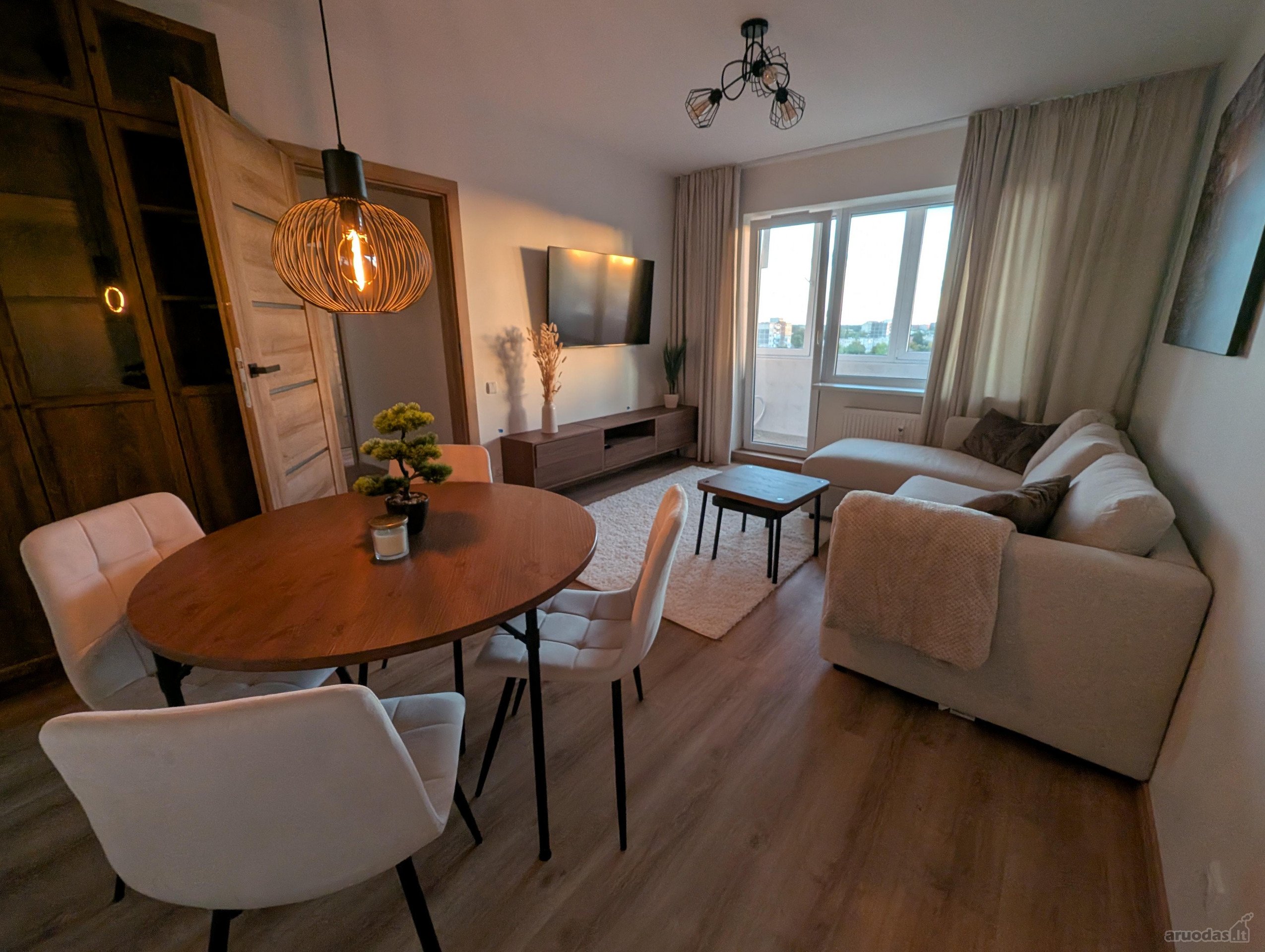 Renovuotame Name Išnuomojamas Kokybiškai Ir