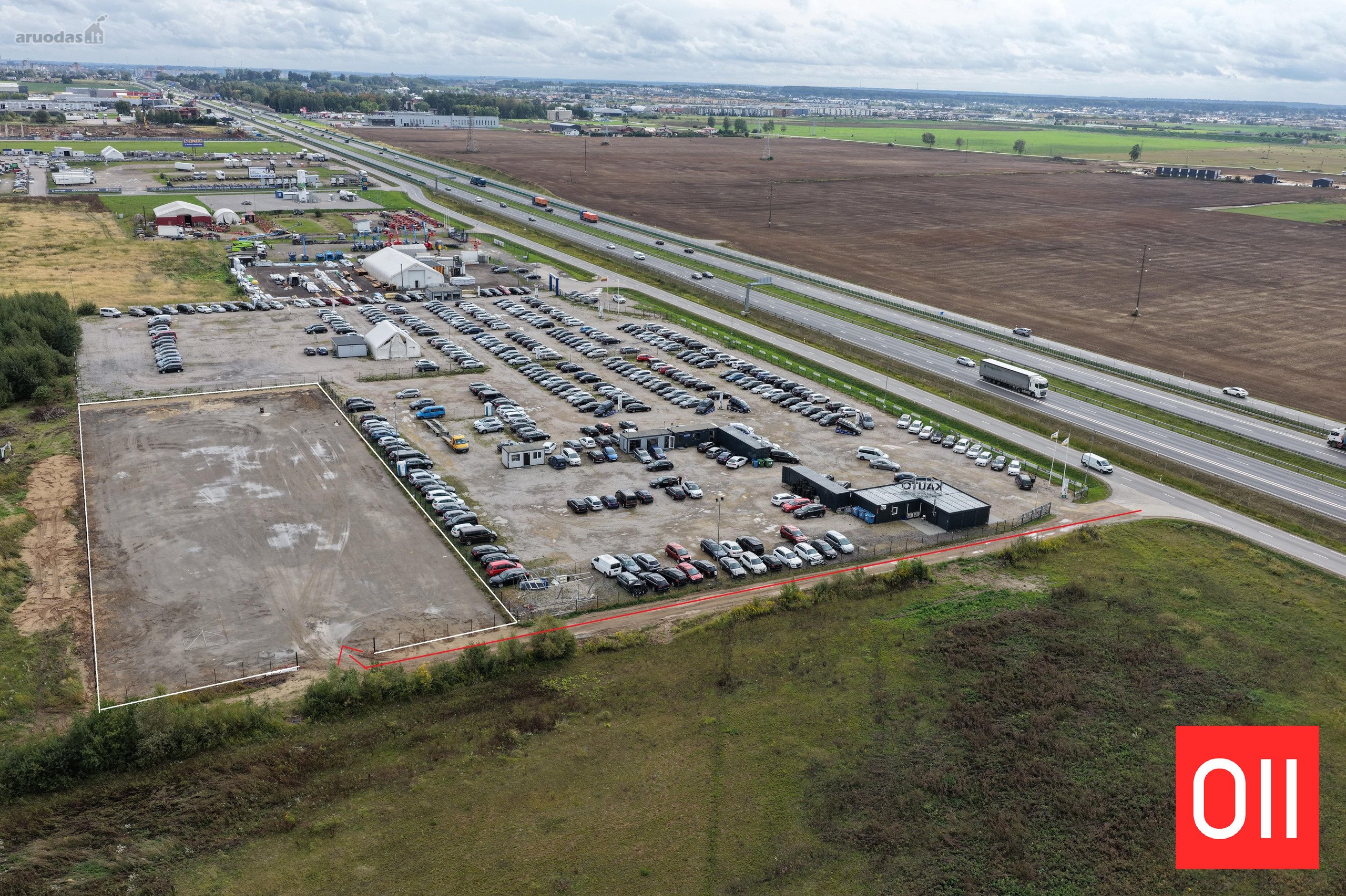Nuomojama 45 Arų Aikštelė Šalia Autostrados –