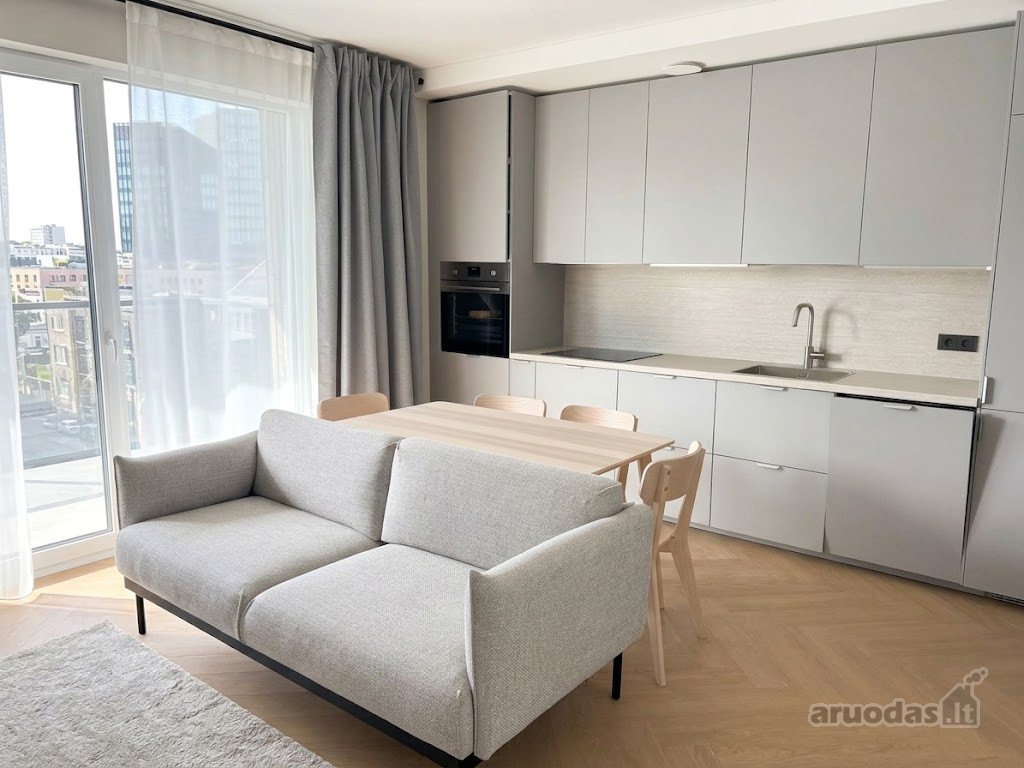 Nuomojamas Modernus 2 Kambarių Butas.