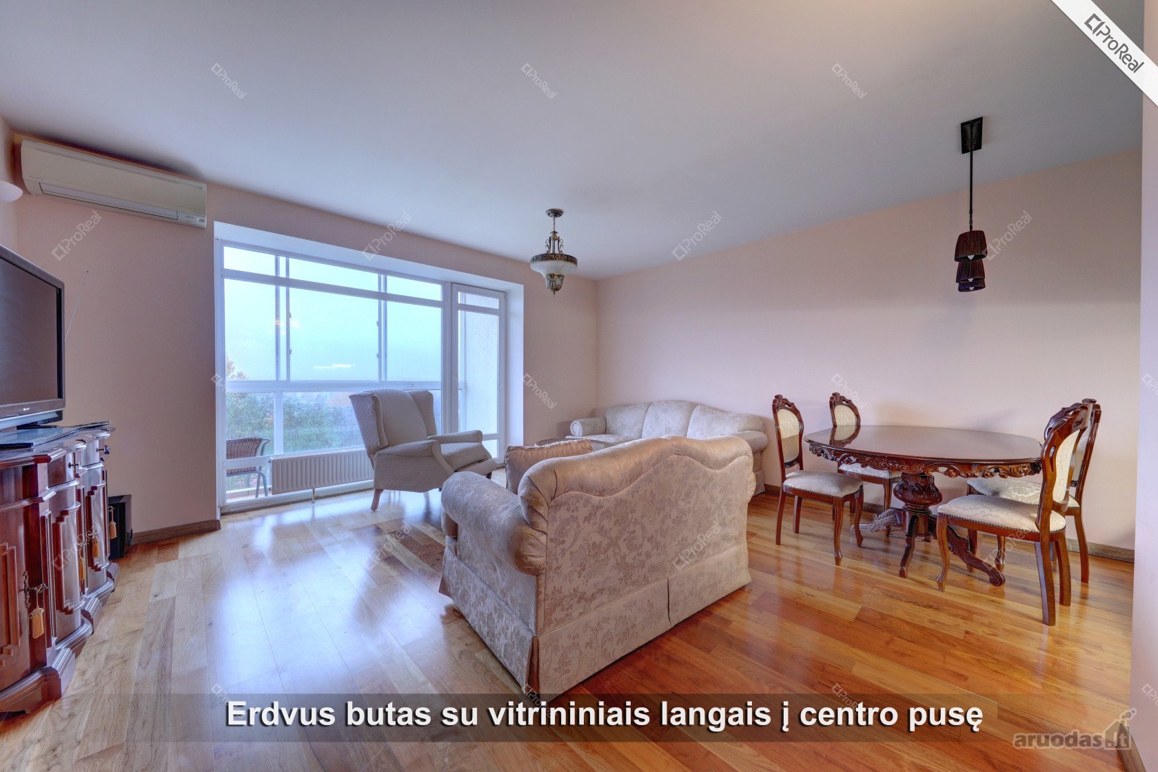 Parduodamas Išskirtinis 2 Kambarių Butas Su
