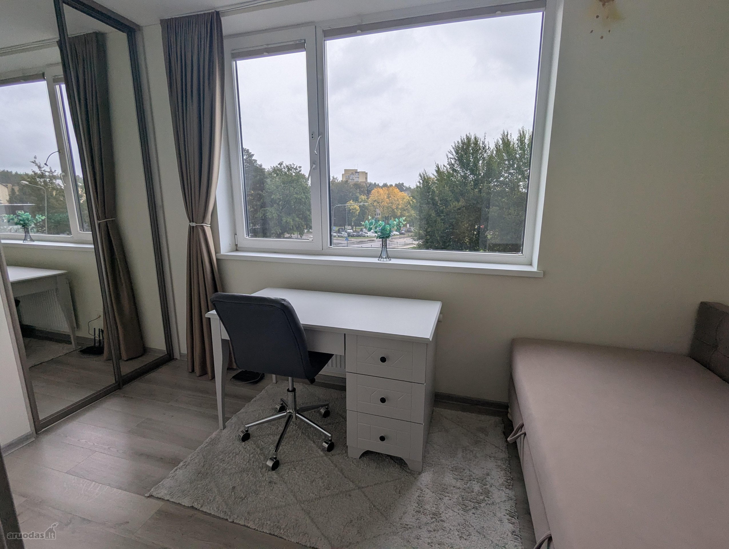 Išnuomojamas šiltas ir jaukus 2 kambarių