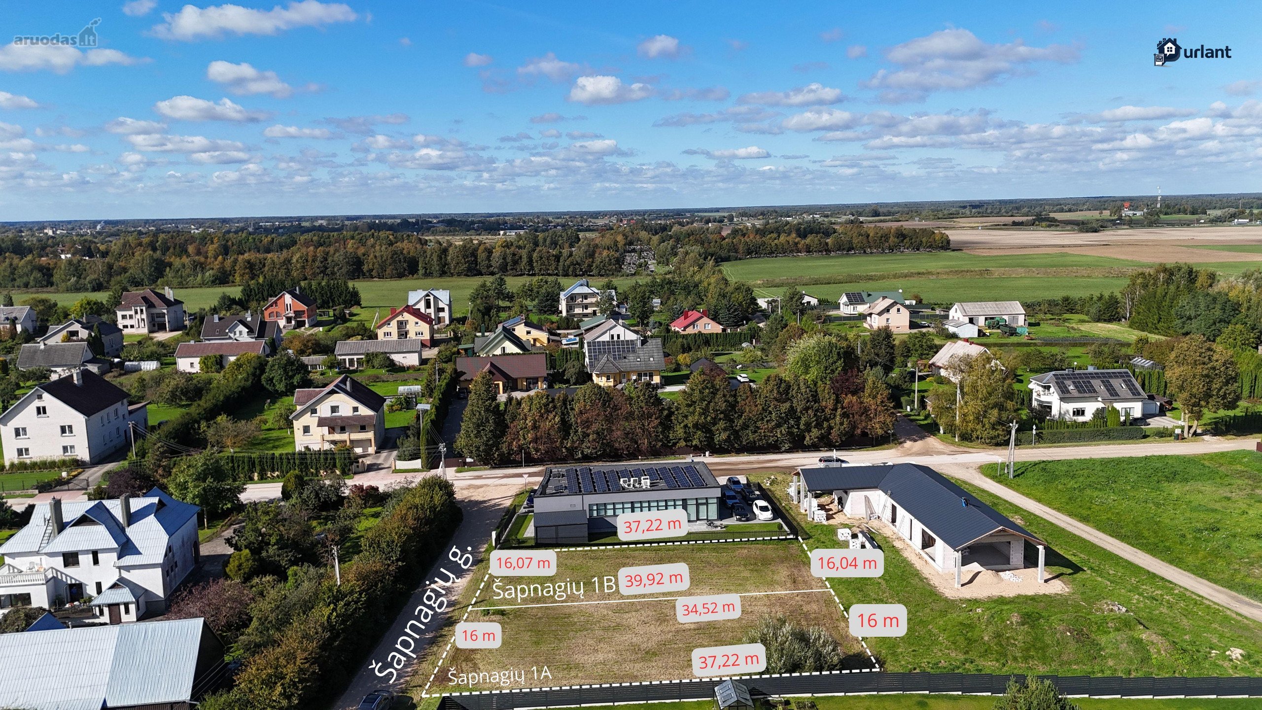 Parduodami Du Gretimi Namų Valdos Sklypai
