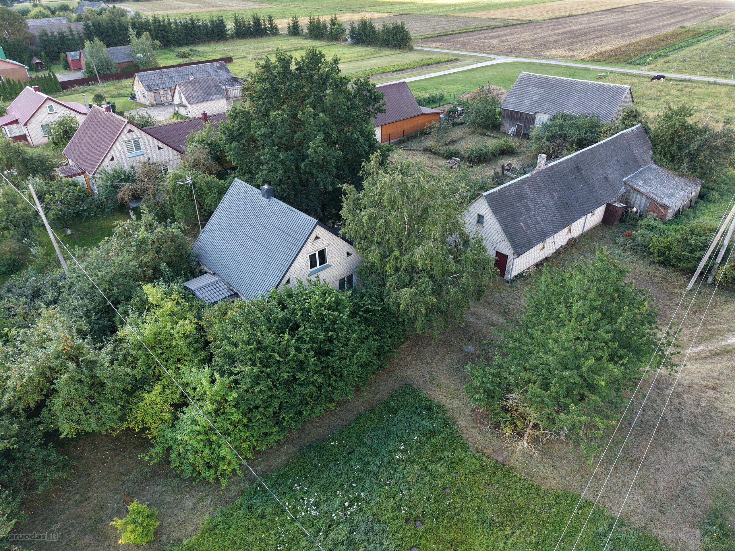 Parduodama Dalinai Renovuota Sodyba Ramioje