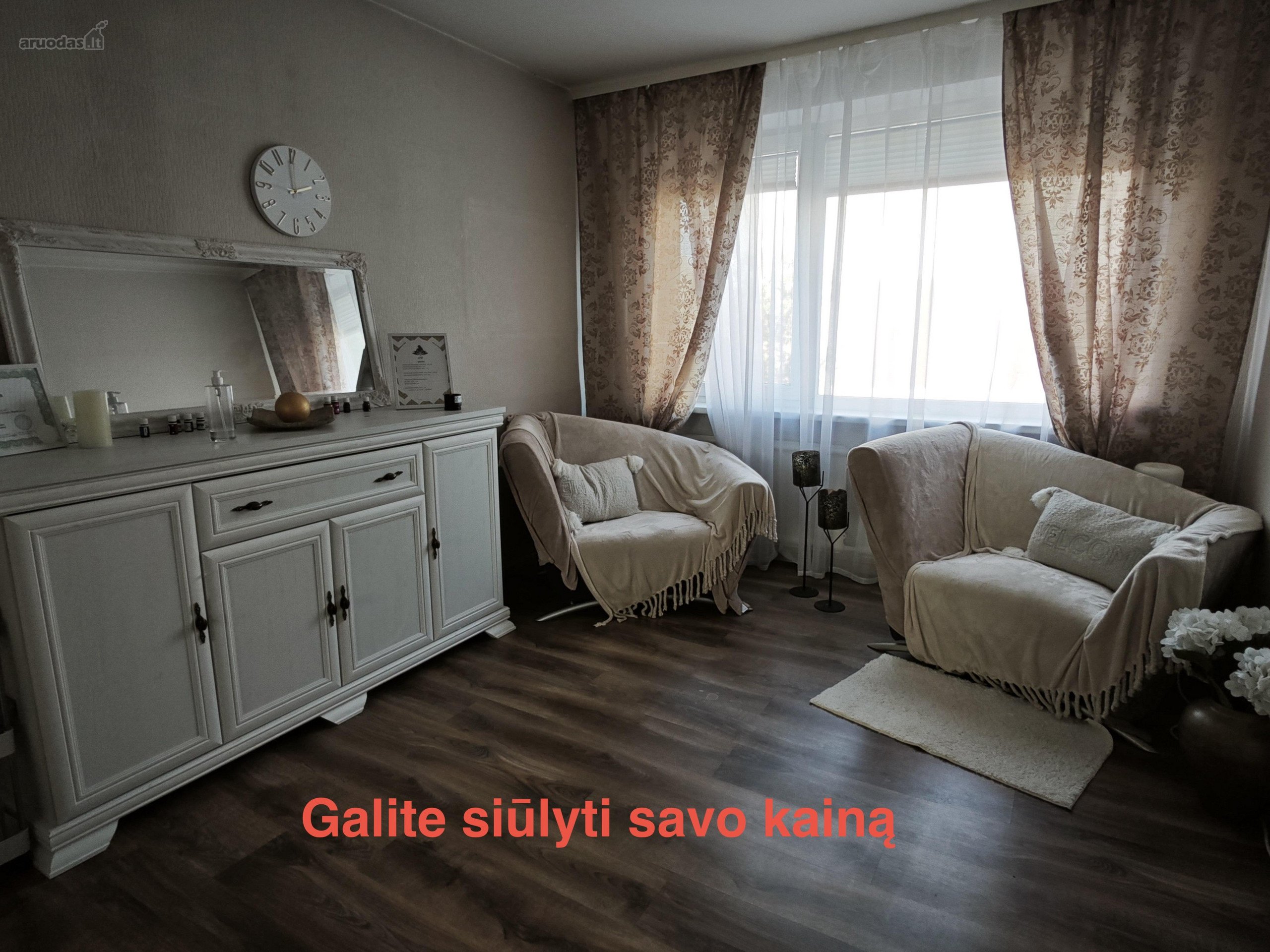 Parduodamas erdvus 4 kambarių butas Savanorių