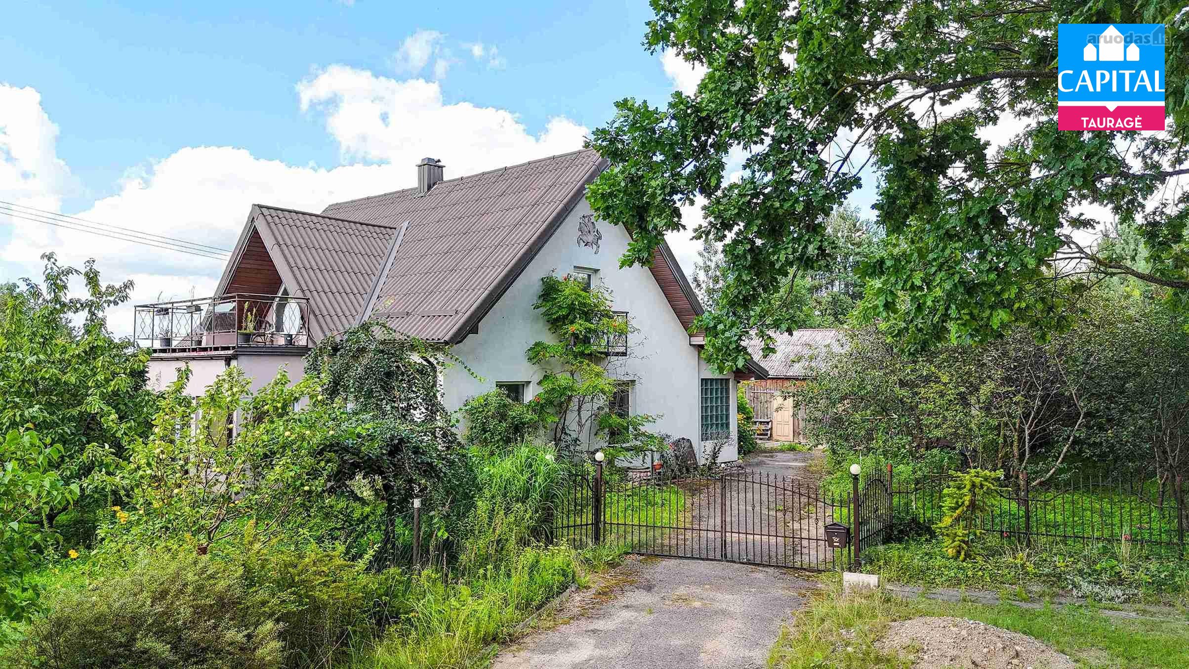 Išskirtinis Namas Su 35,47 A Sklypu Viduklės