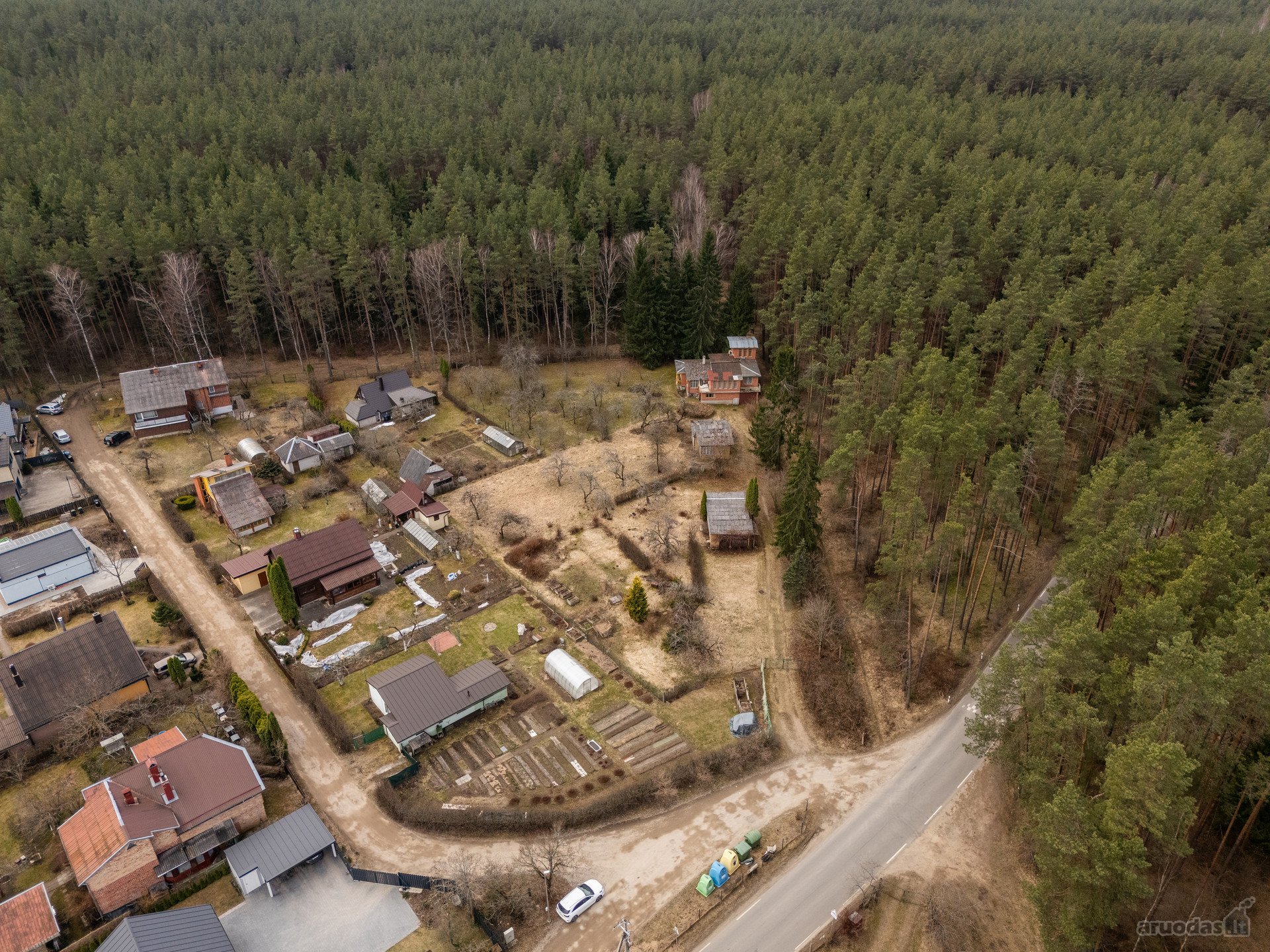 Išskirtinė Ramybė Šalia Miško – Jūsų Namams!