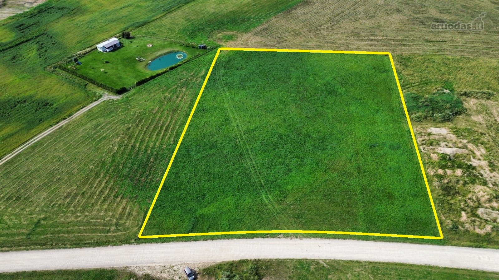 Parduodamas 1,02 ha sklypas Molėtų pakraštyje