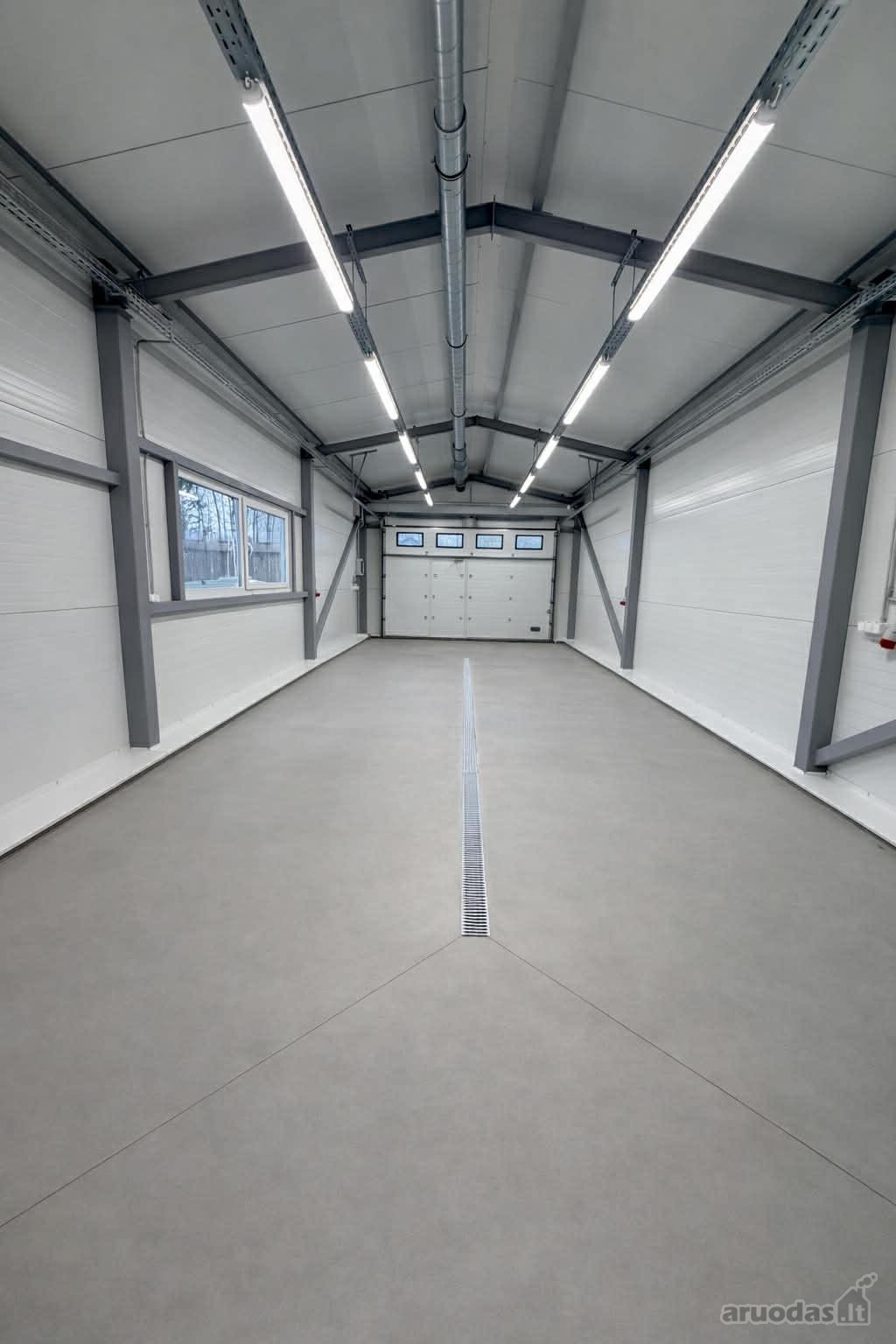 Nuomojamos Komercinės Patalpos – 240 kv.m.