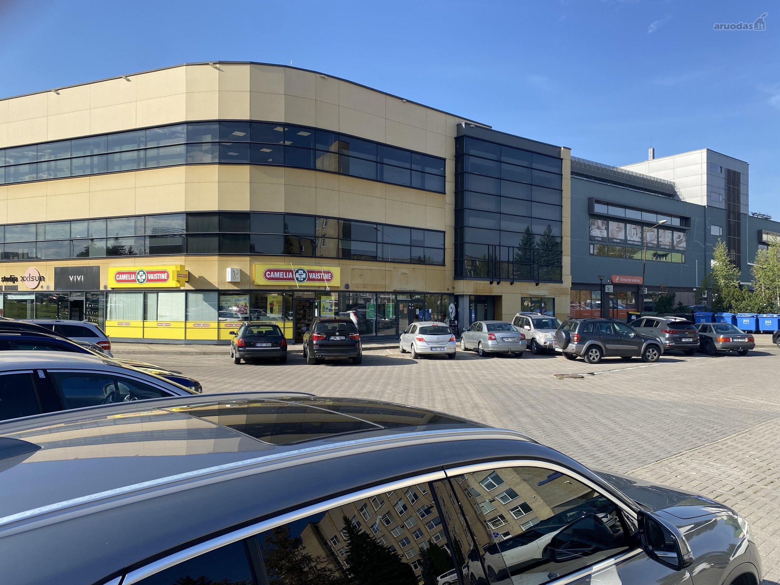 Išnuomojam puikias patalpas pirmame aukšte ,