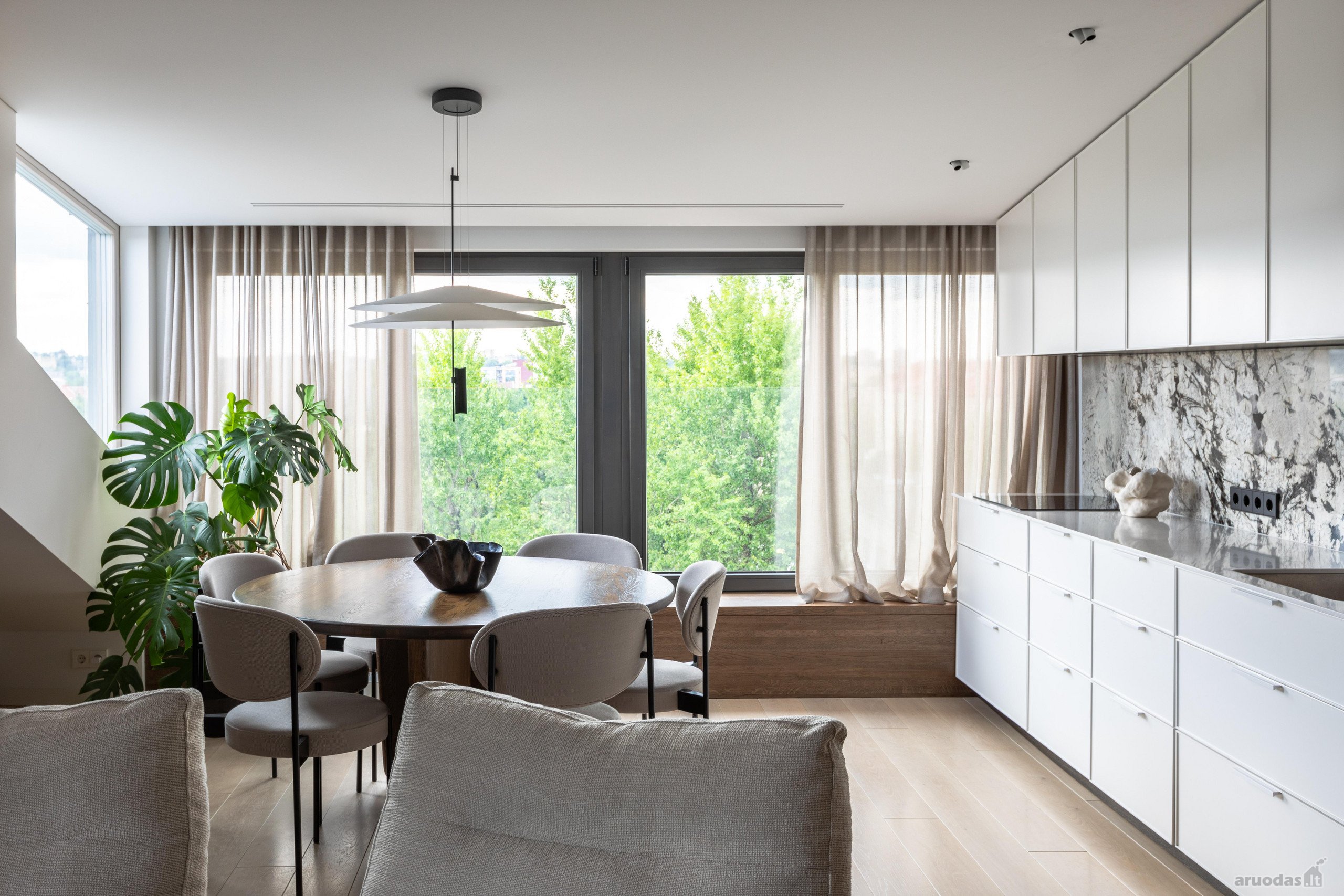 Architektės Kurtas 5 Kambarių Butas Su Terasa
